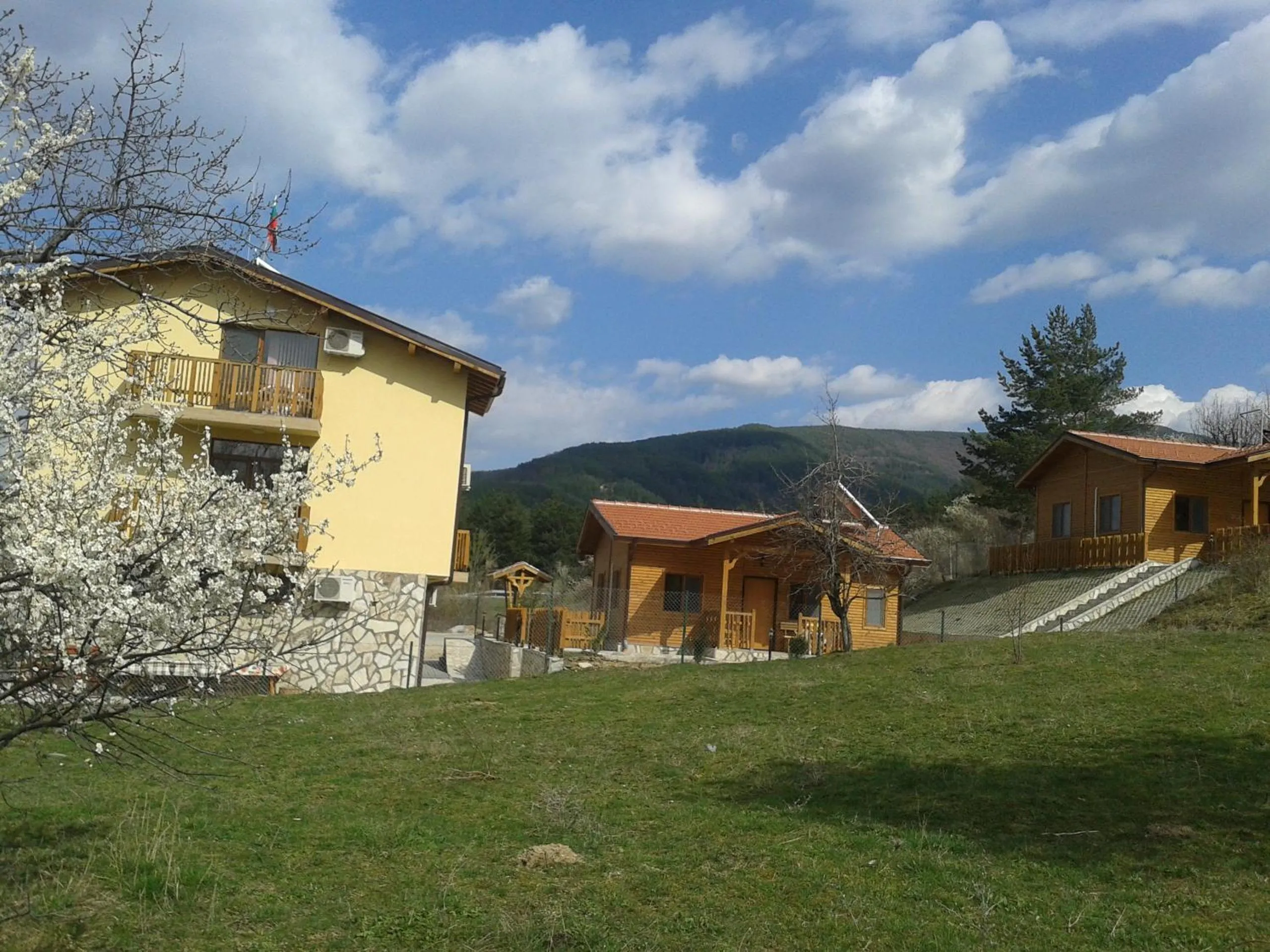Facade/entrance in Mini Complex Rilski Terasi