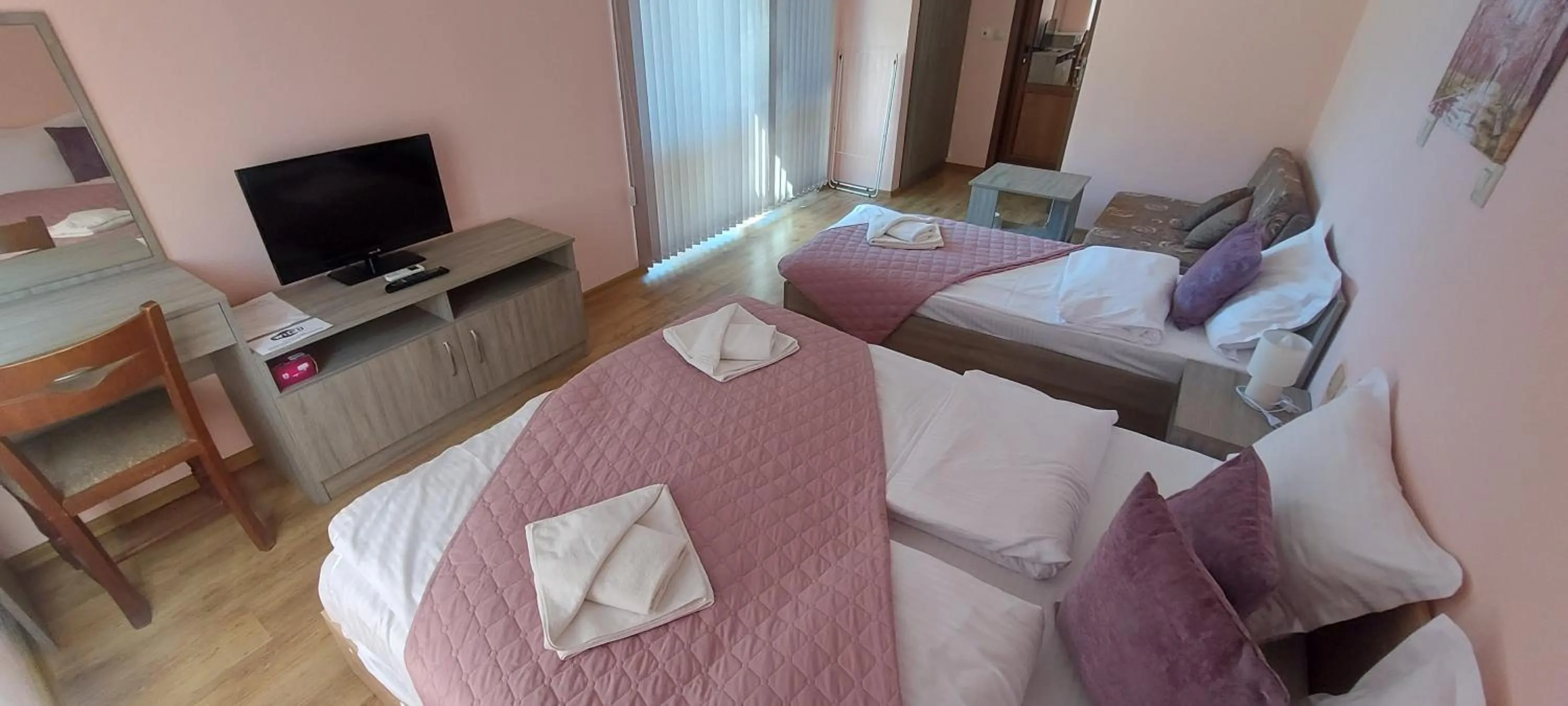 Bed in Mini Complex Rilski Terasi