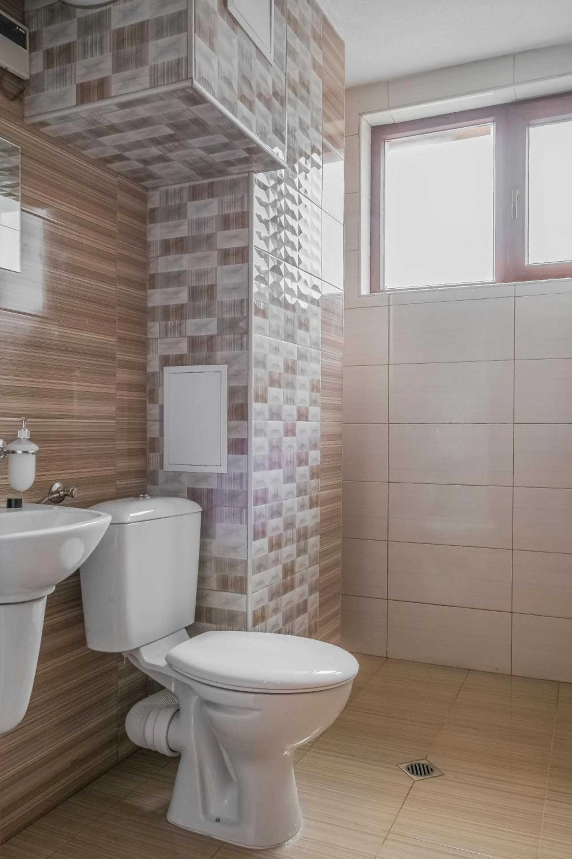 Bathroom in Mini Complex Rilski Terasi
