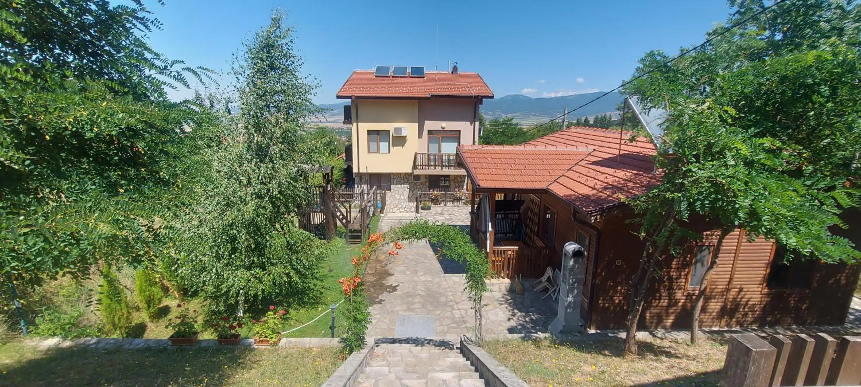 Patio in Mini Complex Rilski Terasi
