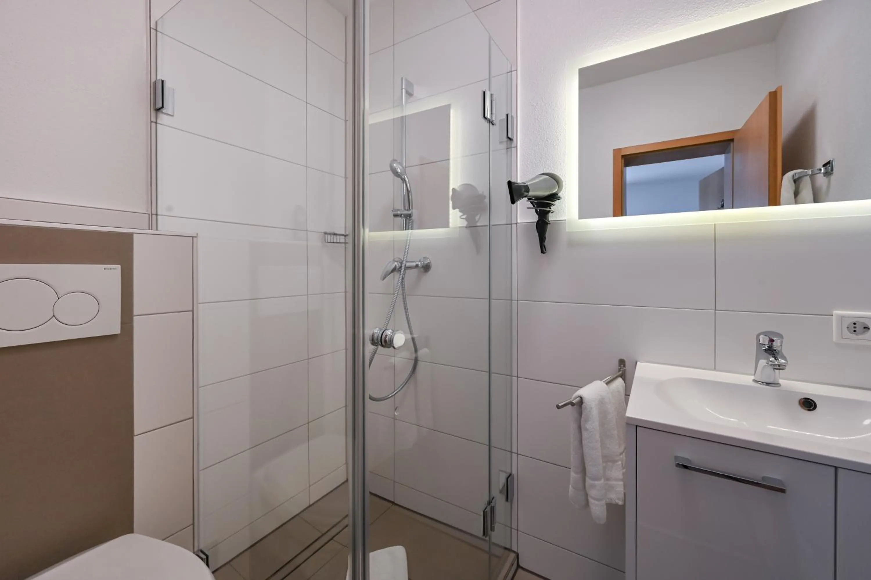 Shower in Pension Freiheit