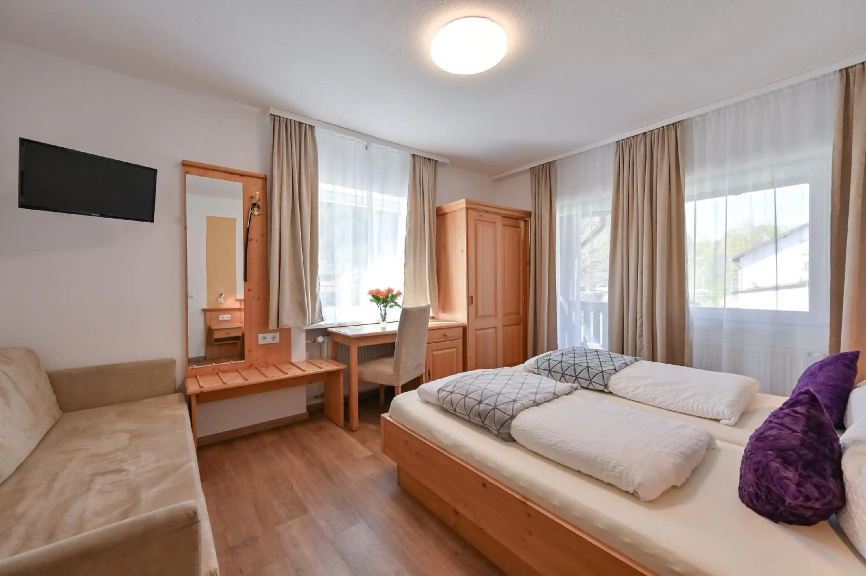 Bed in Pension Freiheit