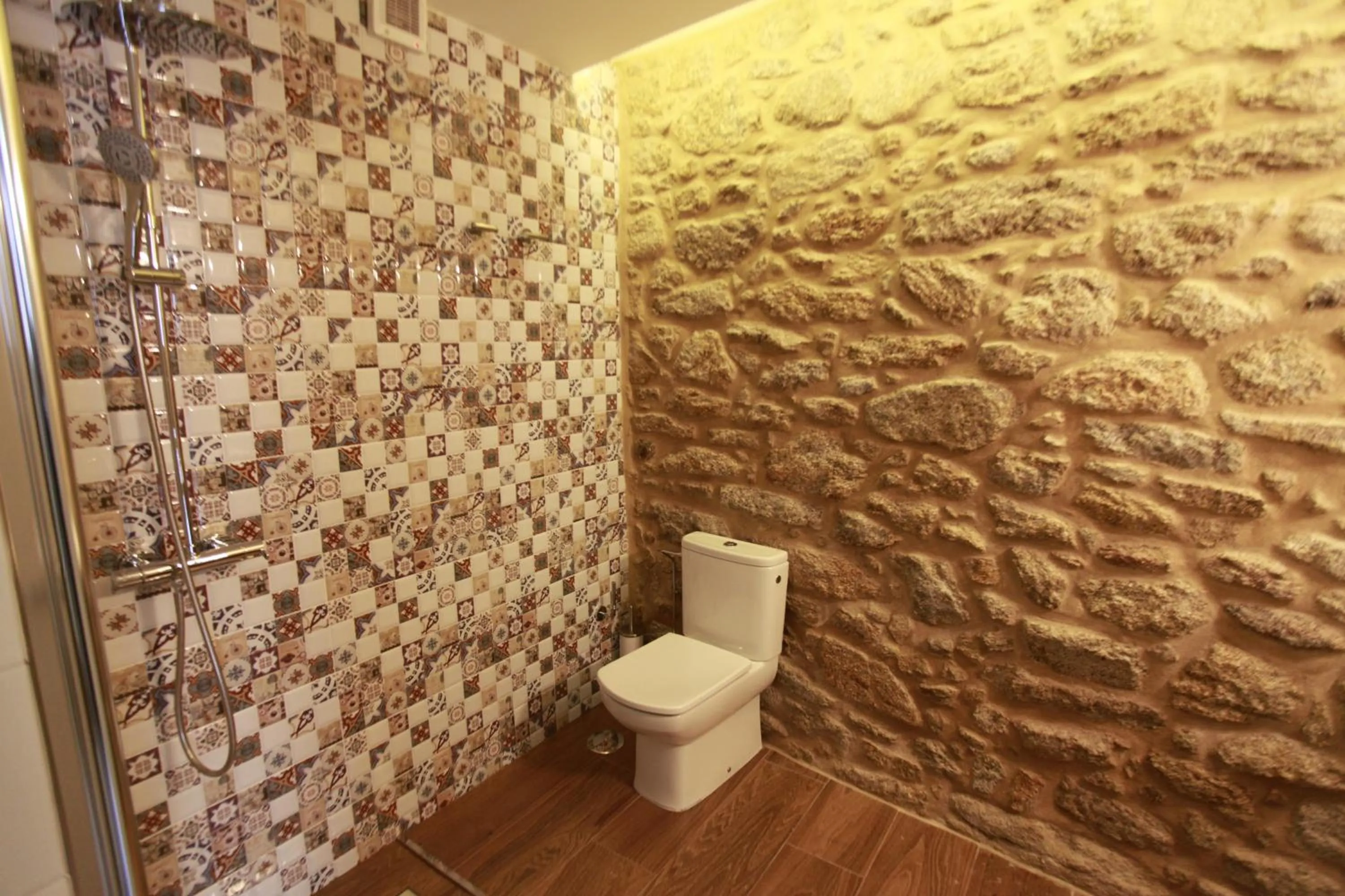 Toilet in Apartamentos Praia do Capitàn