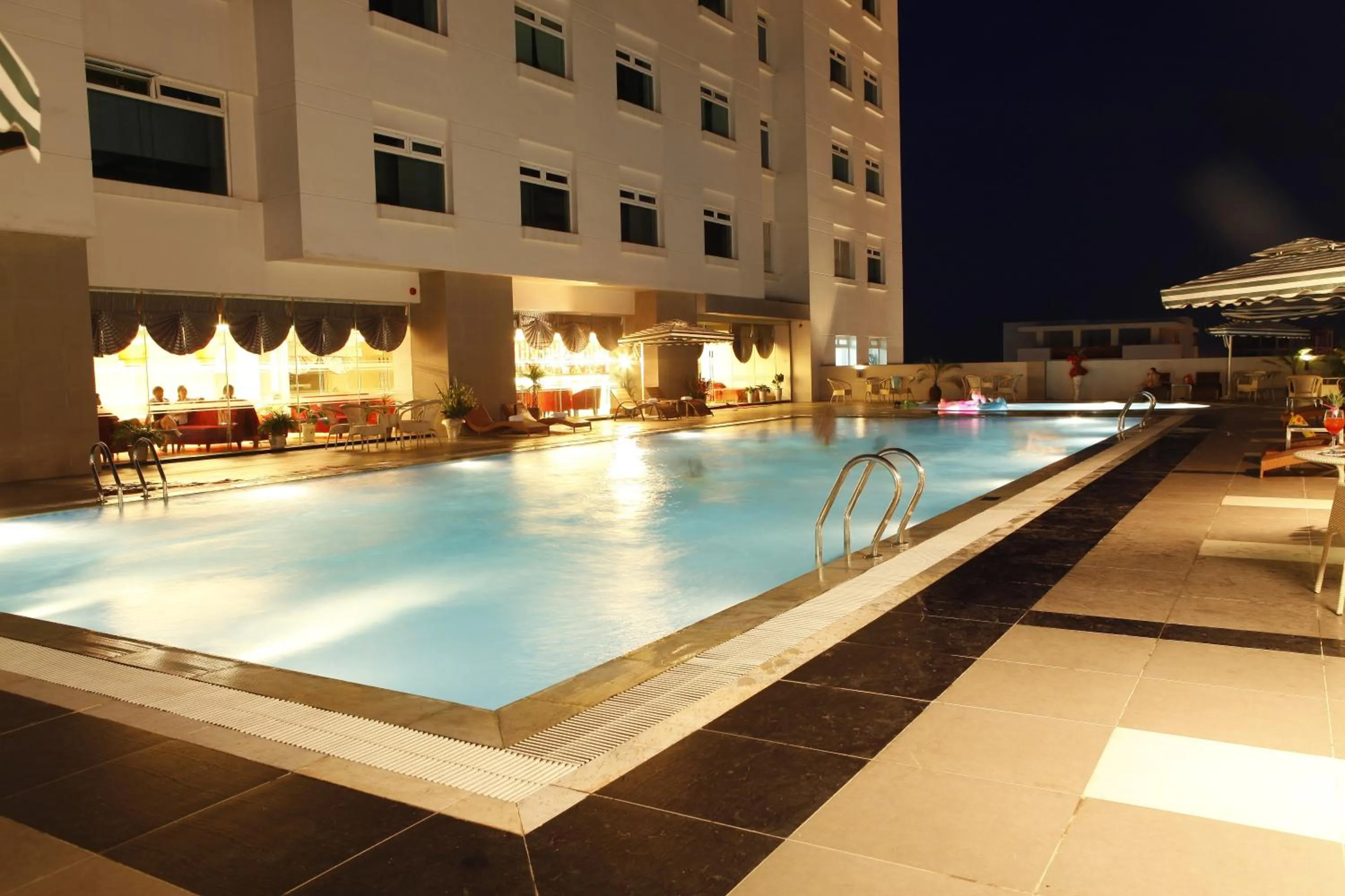 Swimming pool in Majestic Mong Cai Hotel