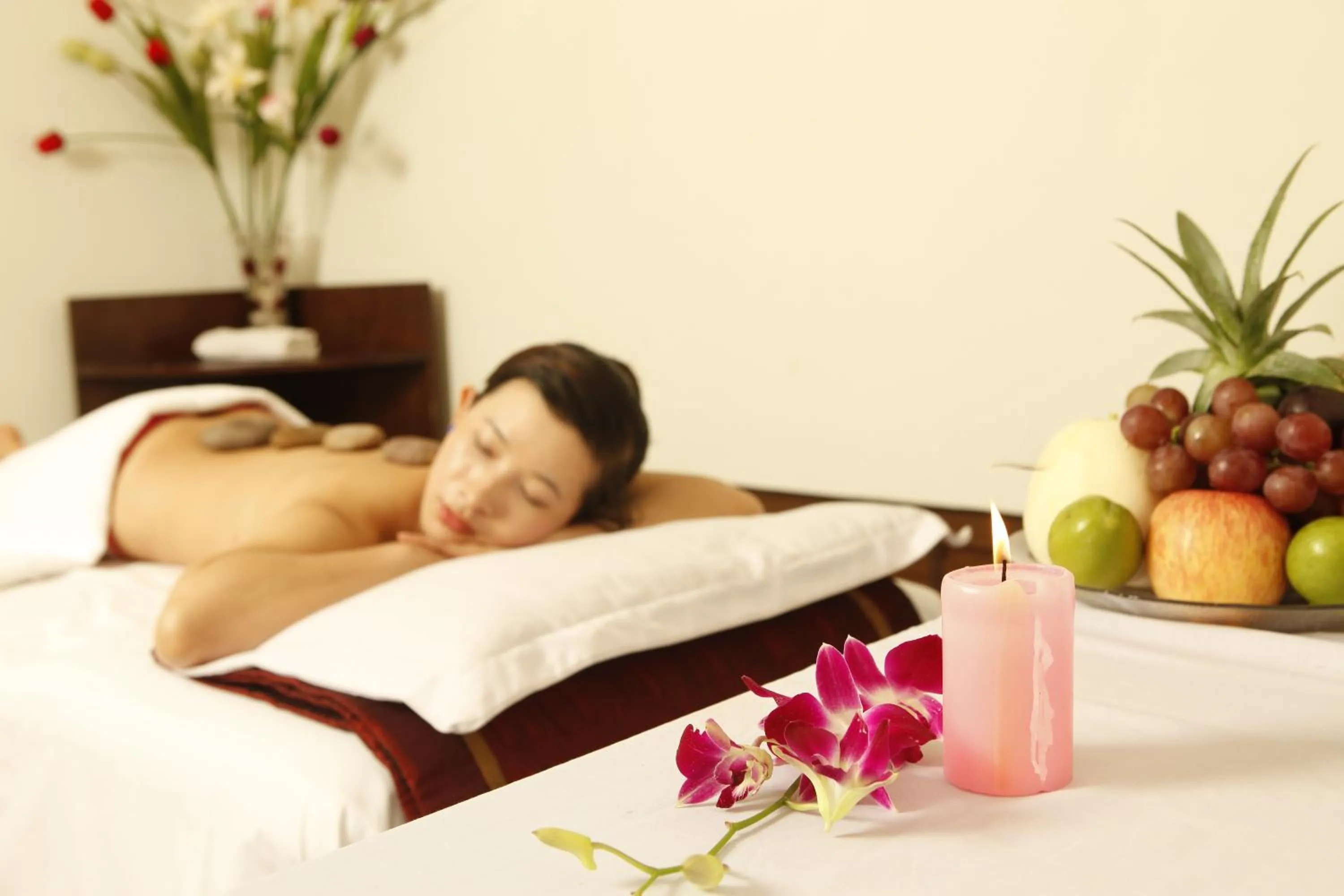 Spa and wellness centre/facilities, Bed in Majestic Mong Cai Hotel