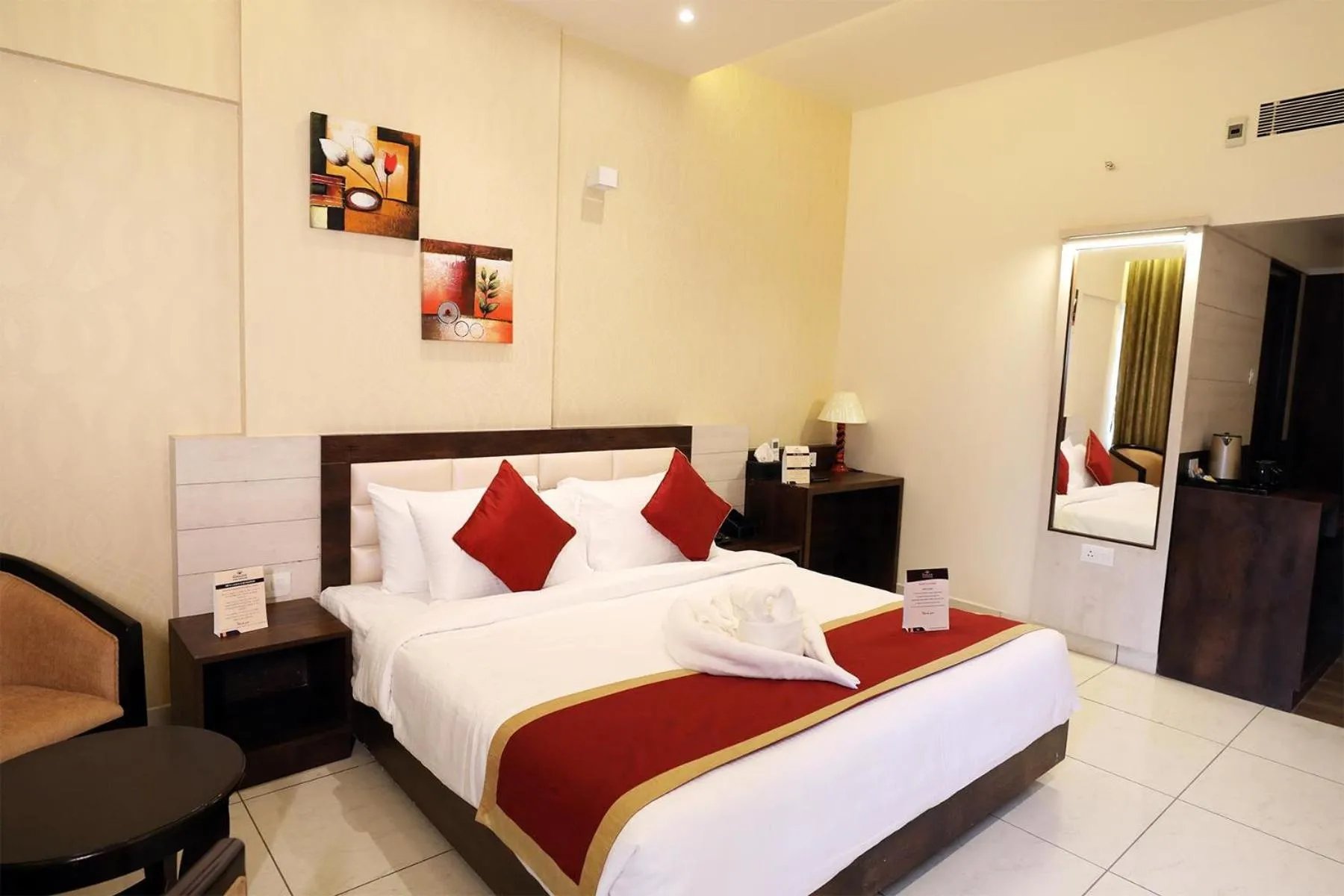 Bed in The White Pearl Suites