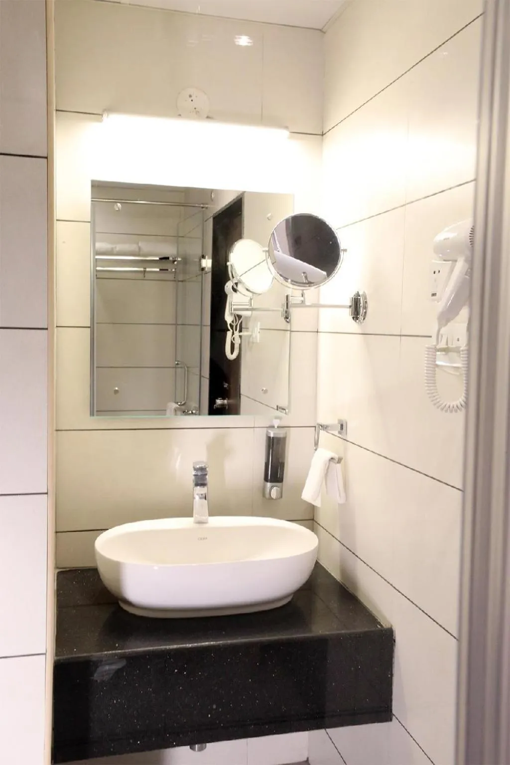 Shower in The White Pearl Suites