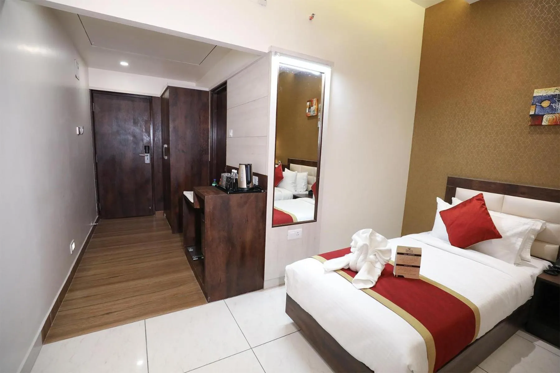 Bed in The White Pearl Suites