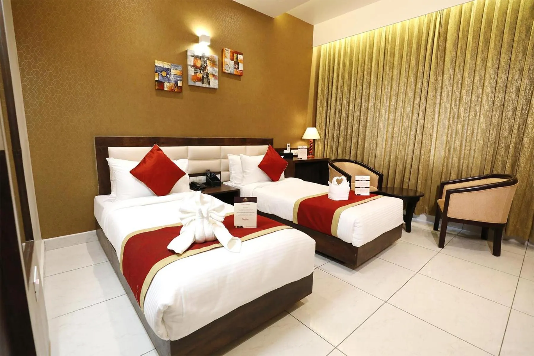 Bed in The White Pearl Suites