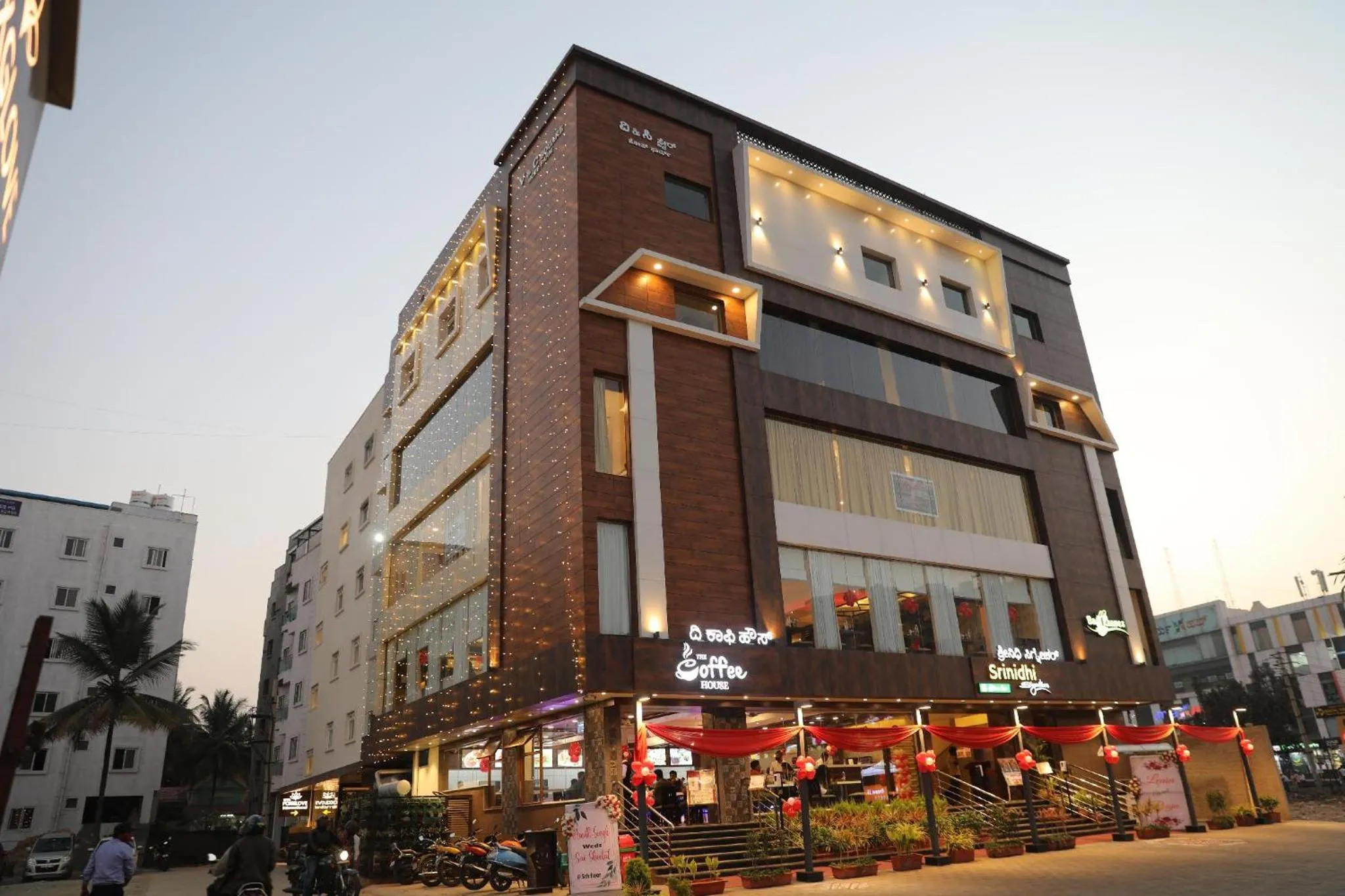 The White Pearl Suites