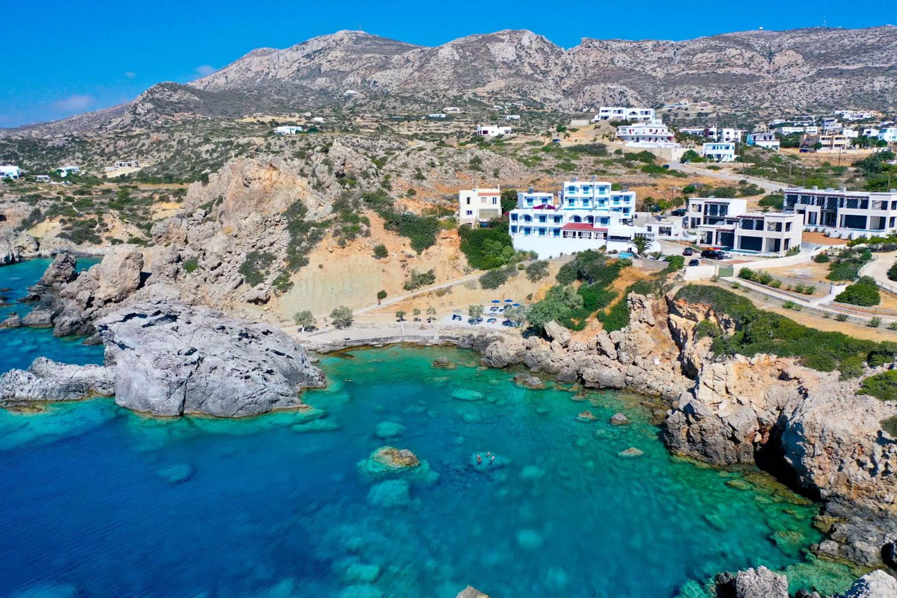 Castelia Bay Hotel