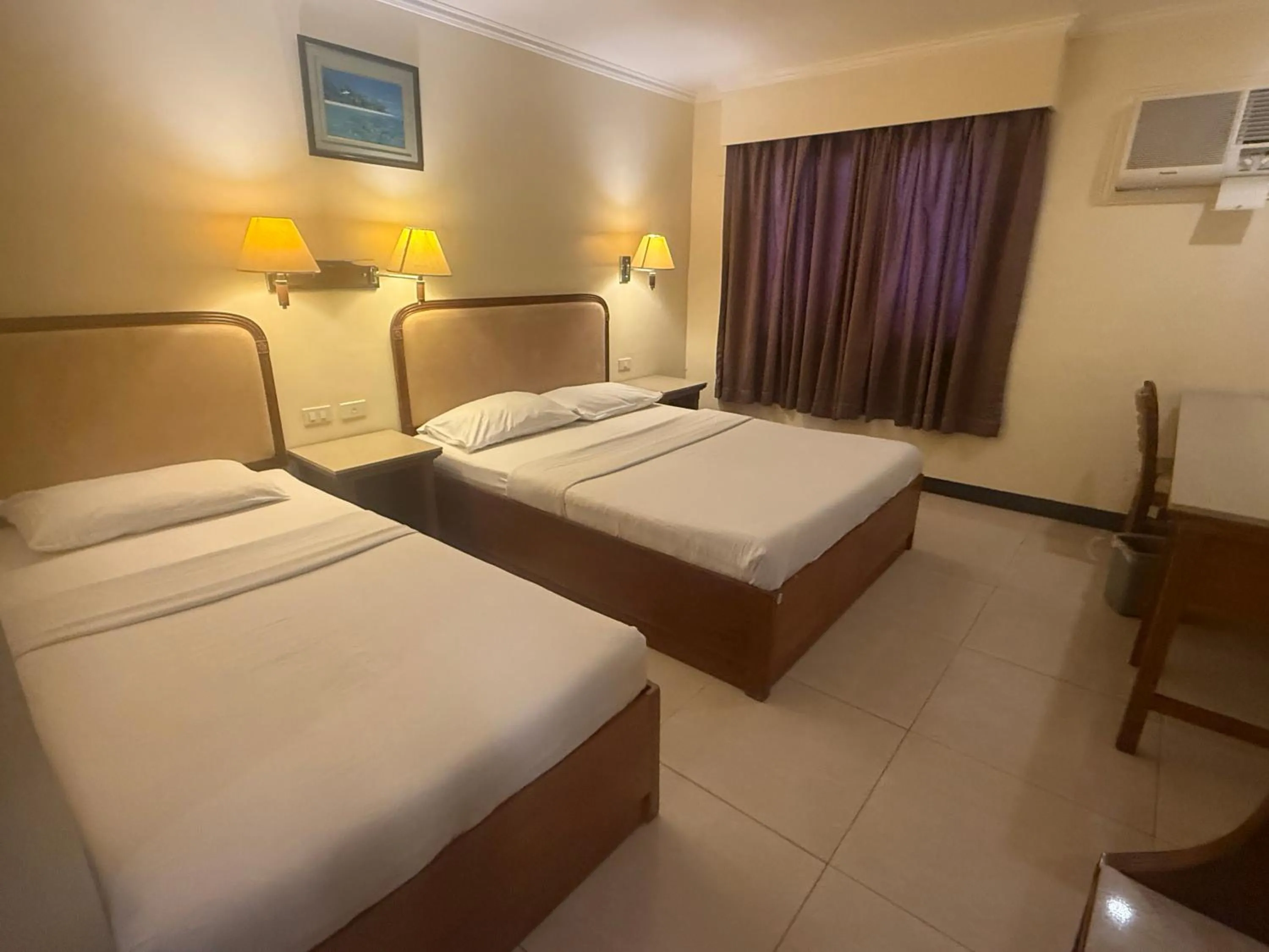 Diplomat Hotel