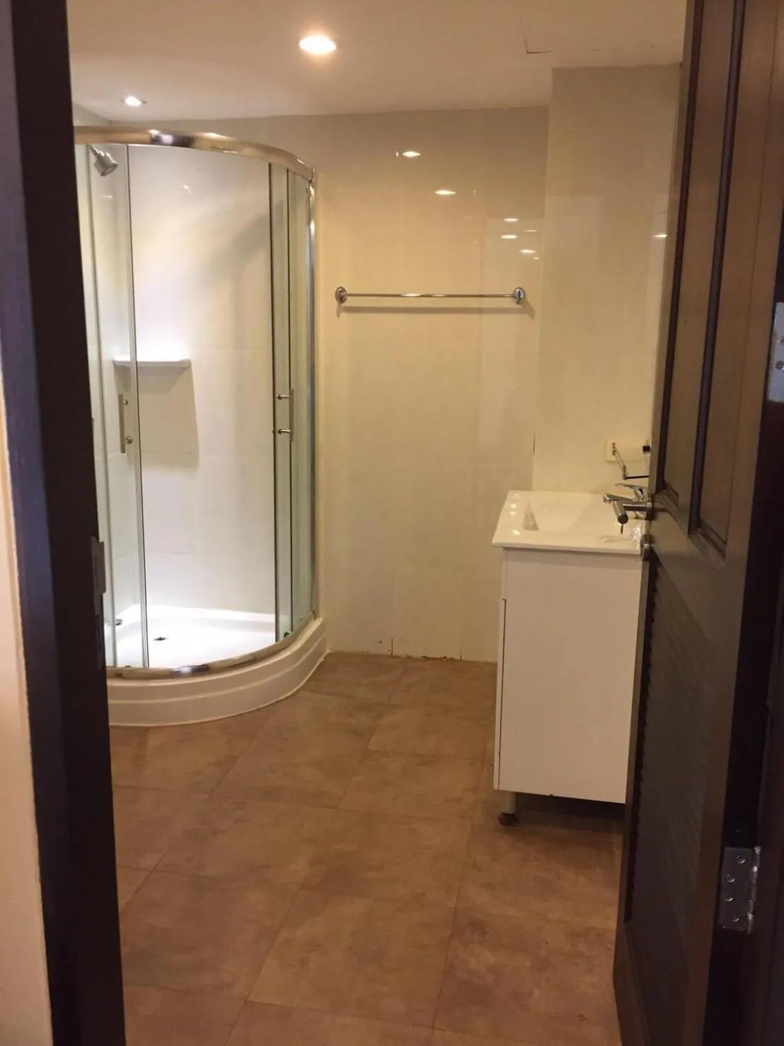 Arcadia Maephim Serviced Apartments