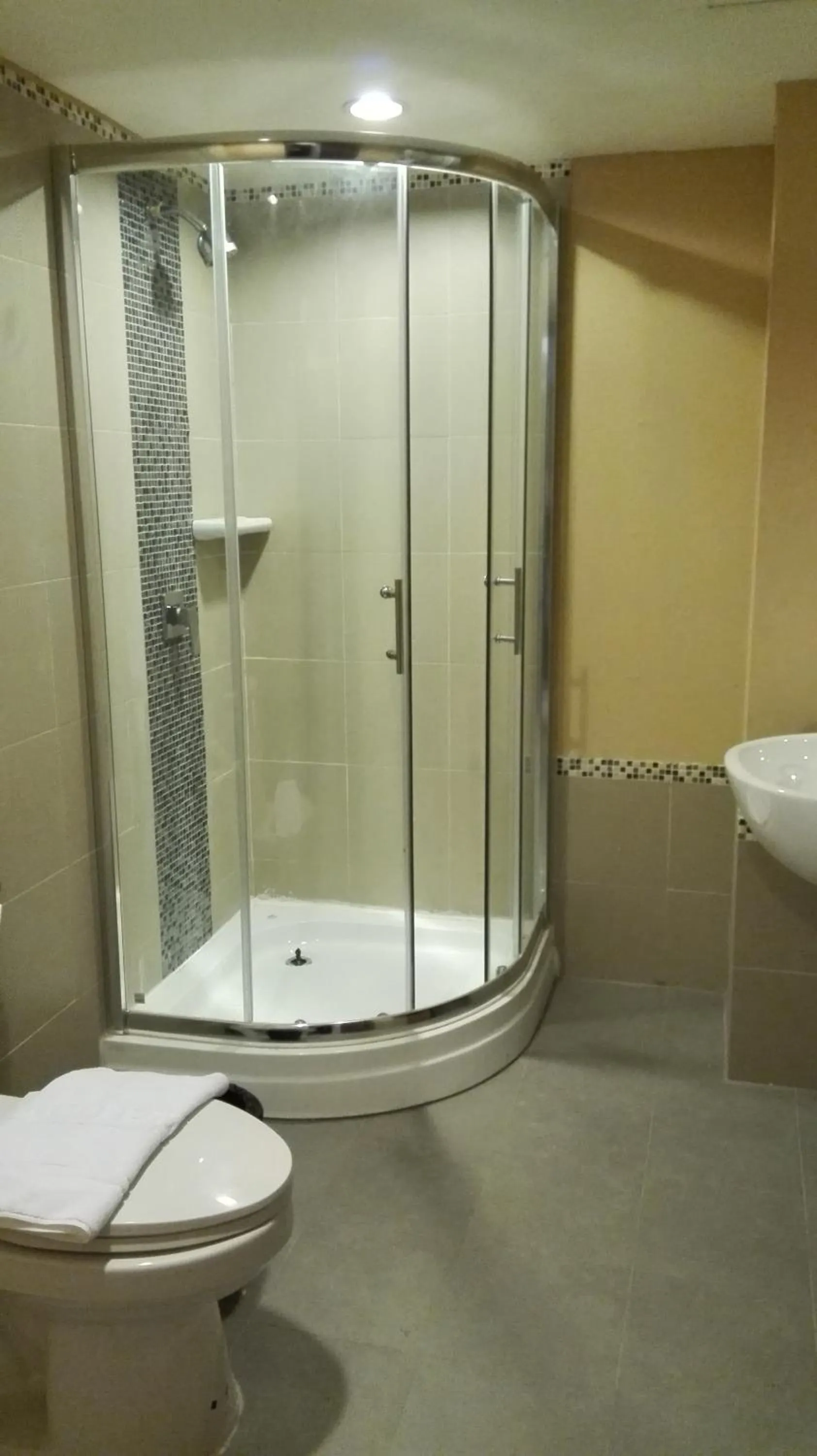 Bathroom in Arcadia Maephim Serviced Apartments