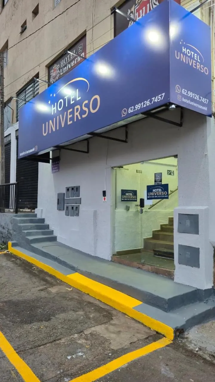 Hotel Universo