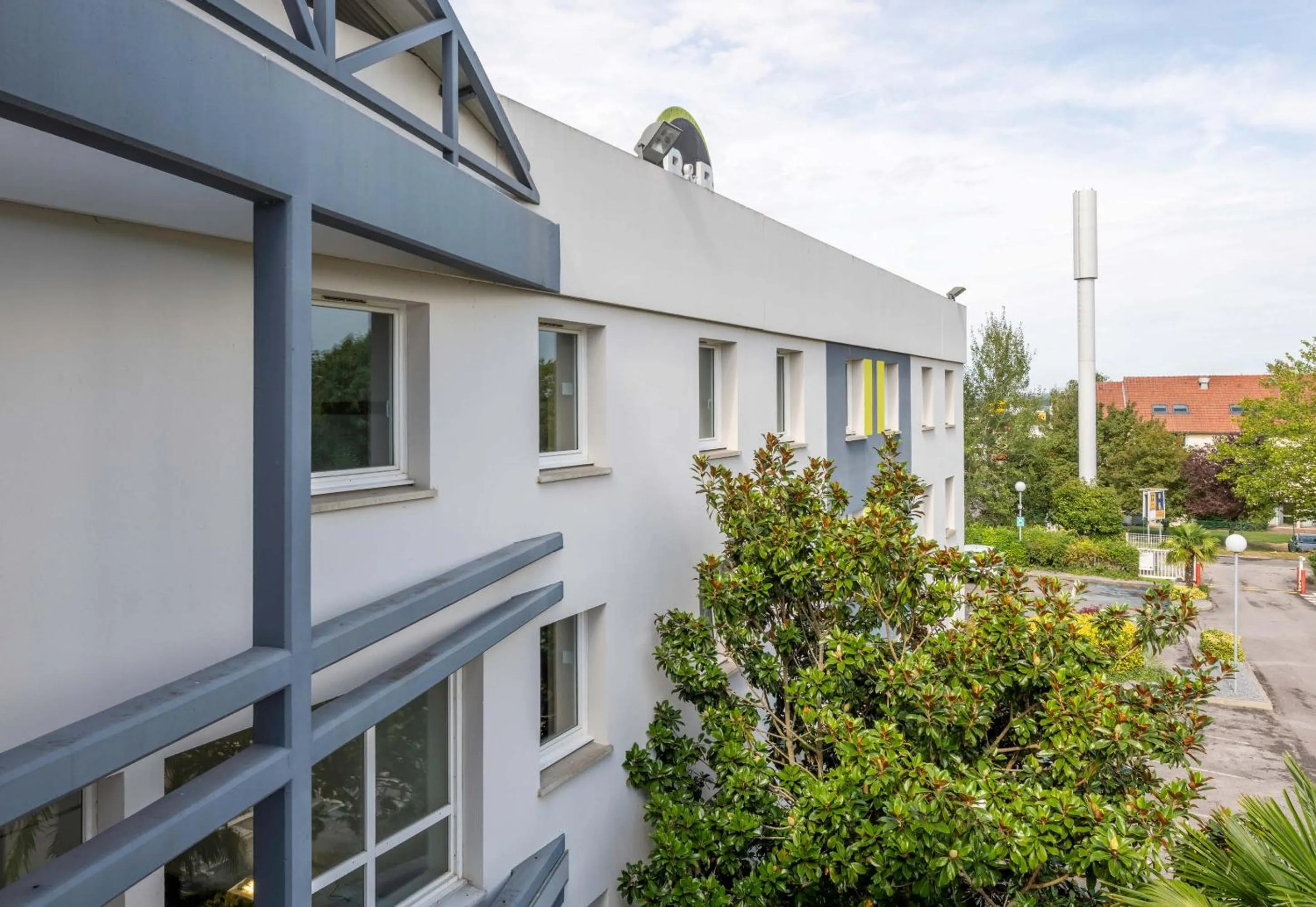 Property building in B&B HOTEL Beauvais