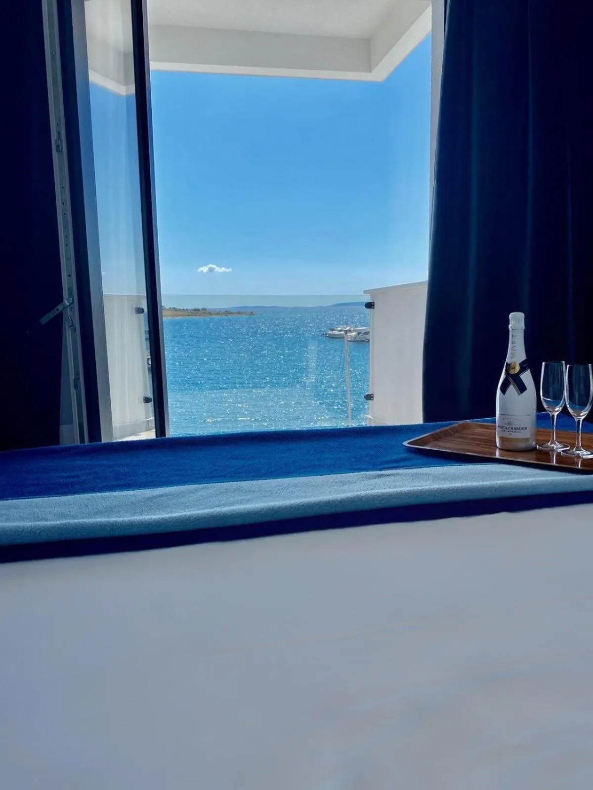 Day in the Loža - seaside festival hotel