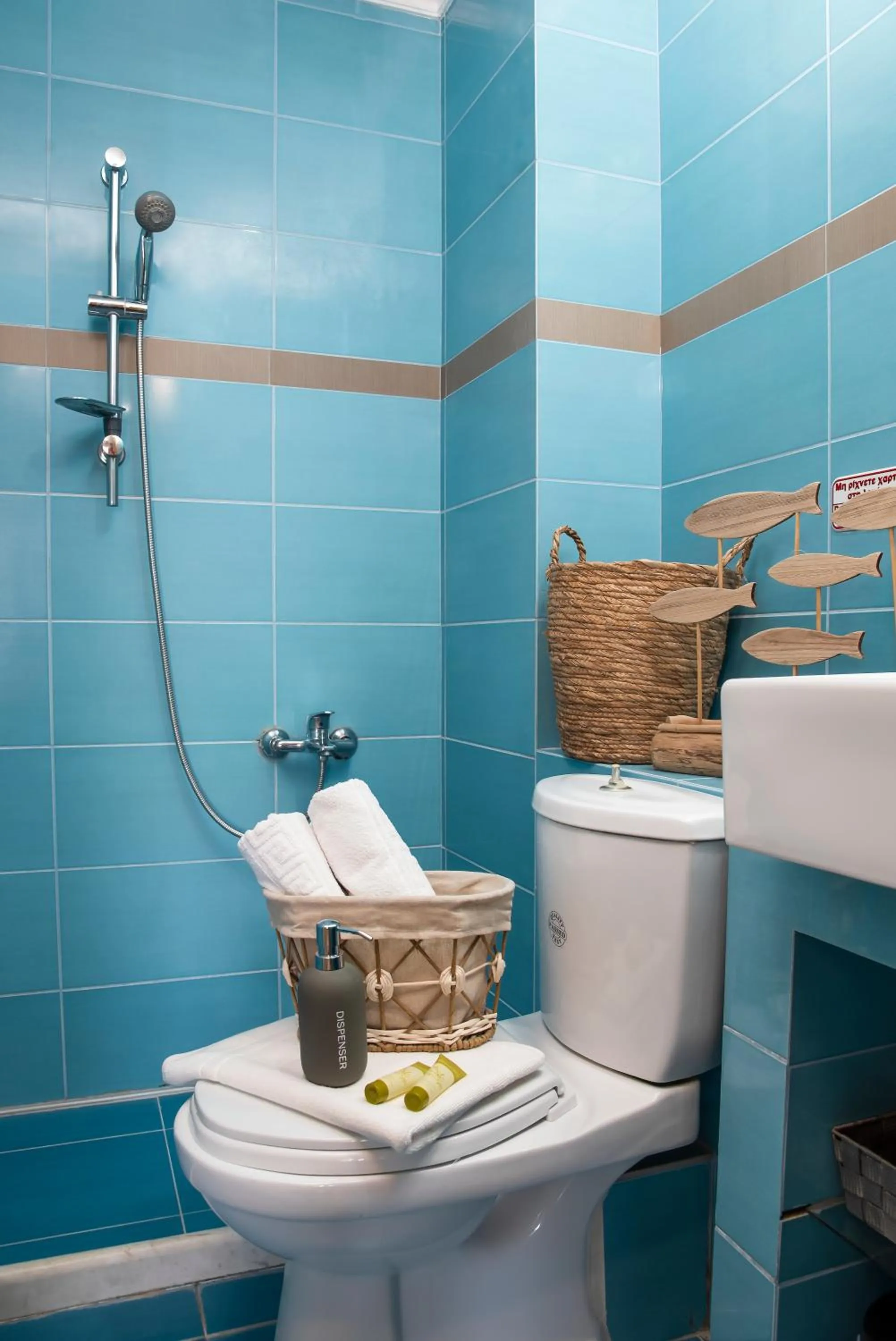 Bathroom in Aqua Mare Hotel