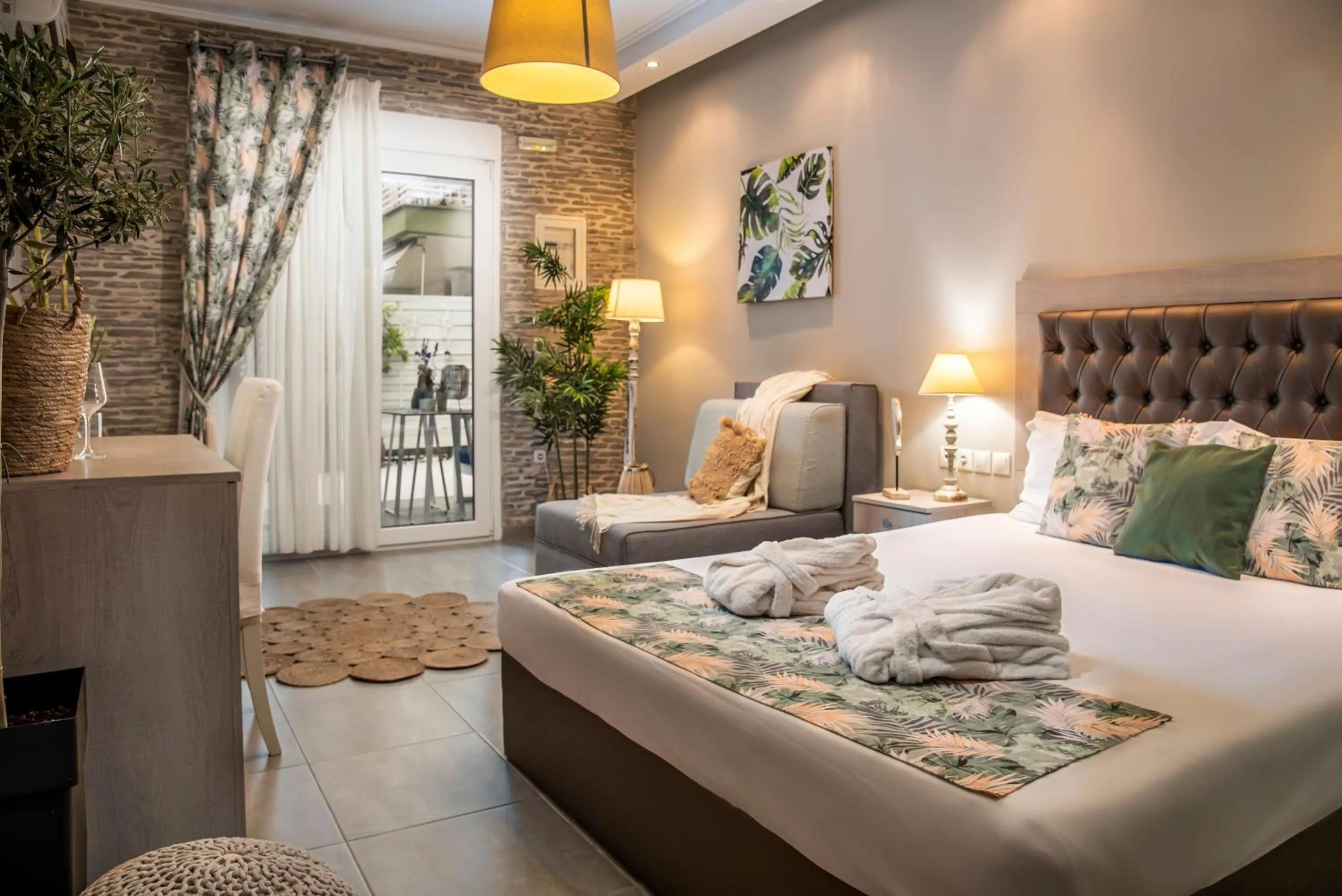 Photo of the whole room, Bed in Aqua Mare Hotel