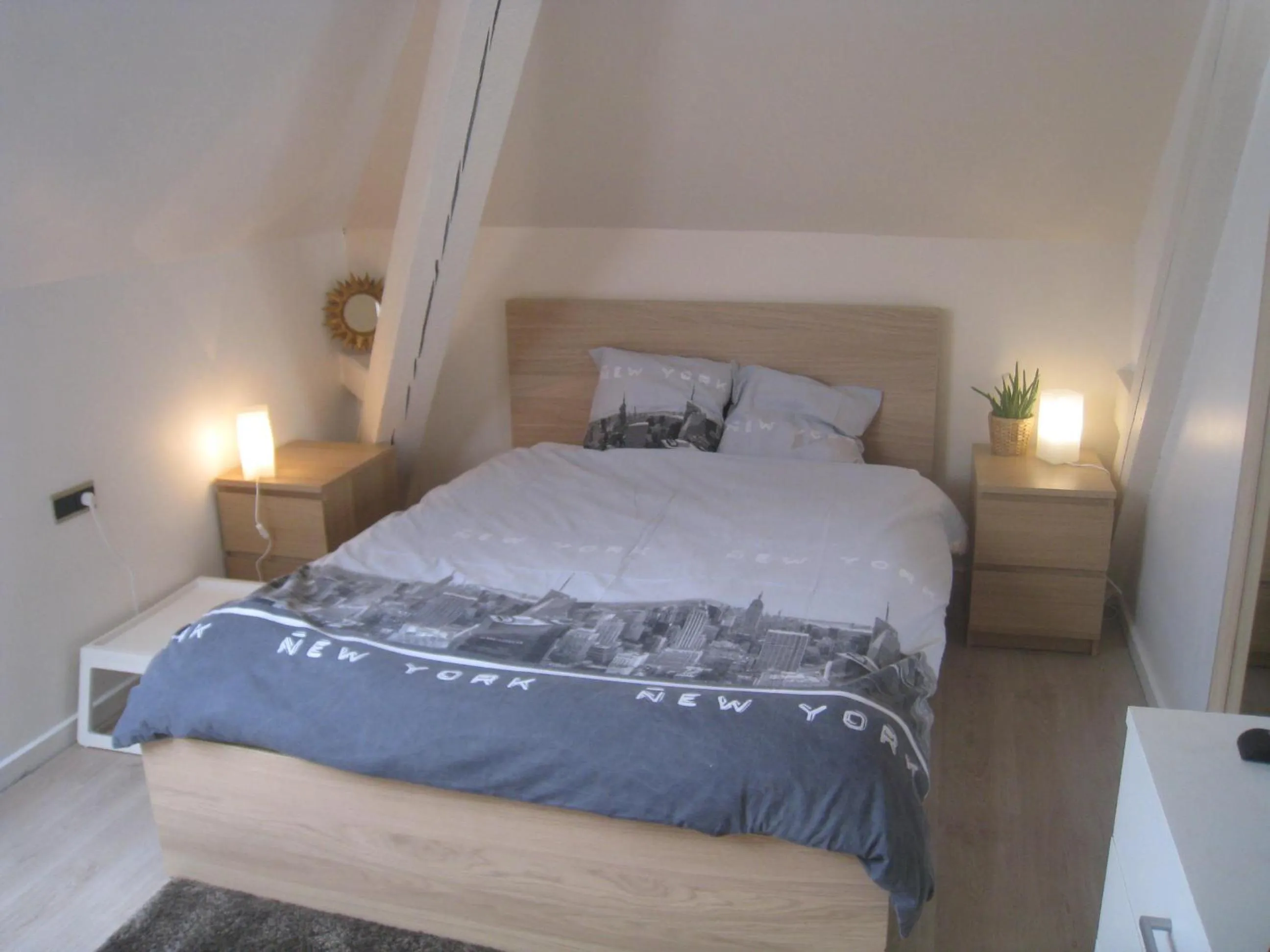 Photo of the whole room, Bed in Chambres Privatives Chez l'Habitant