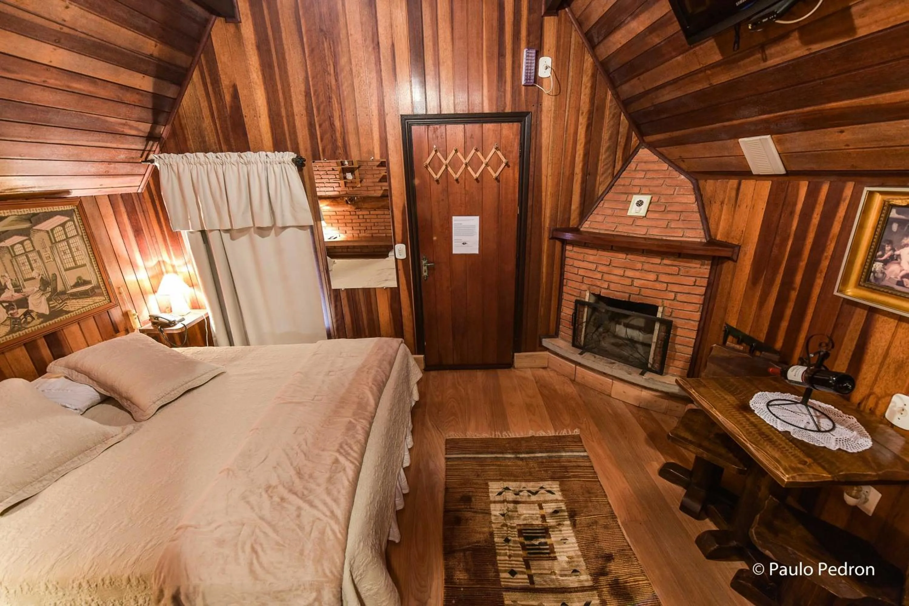 Photo of the whole room, Bed in Pousada & Spa Cantos e Contos