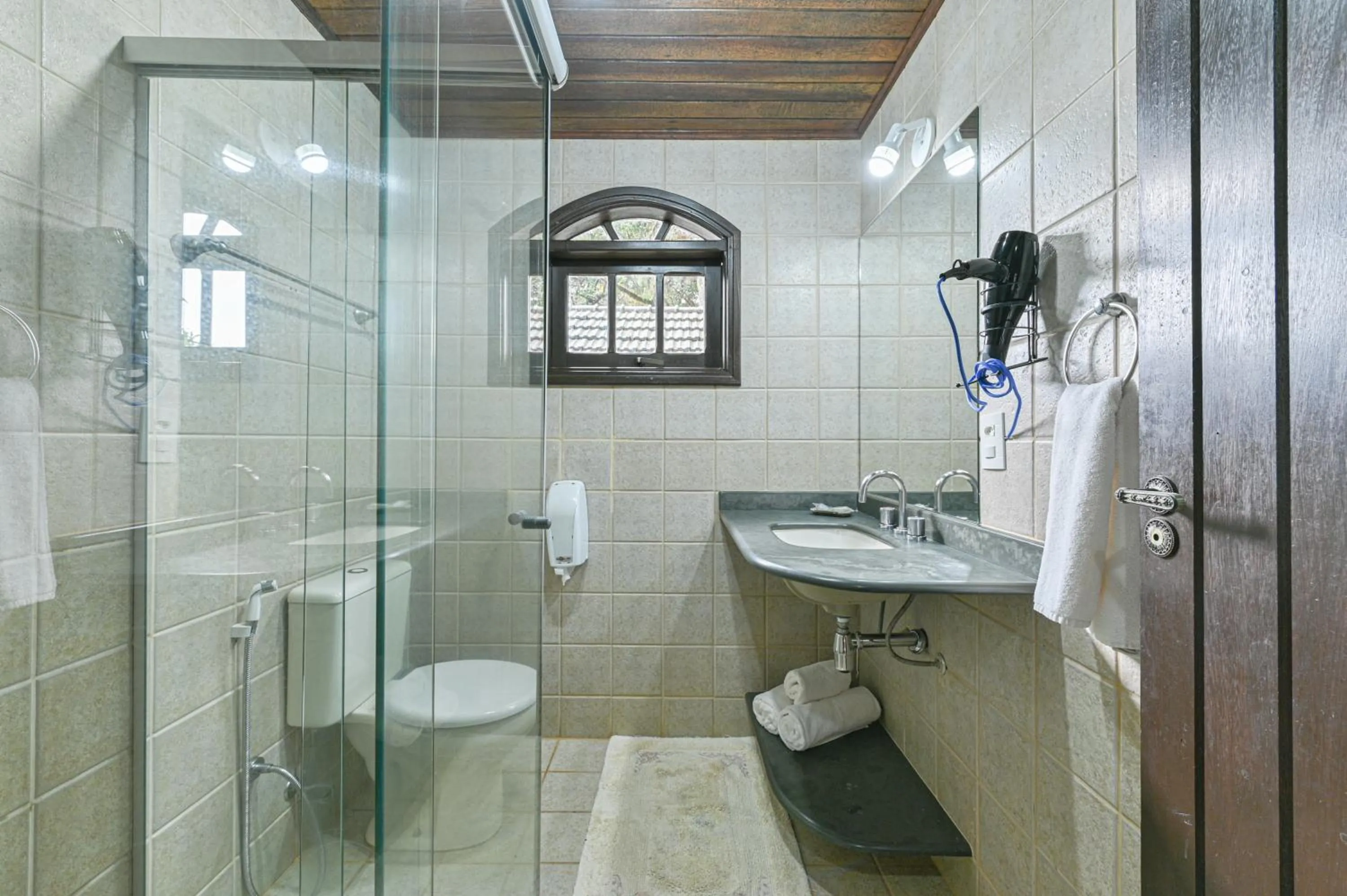 Bathroom in Pousada & Spa Cantos e Contos