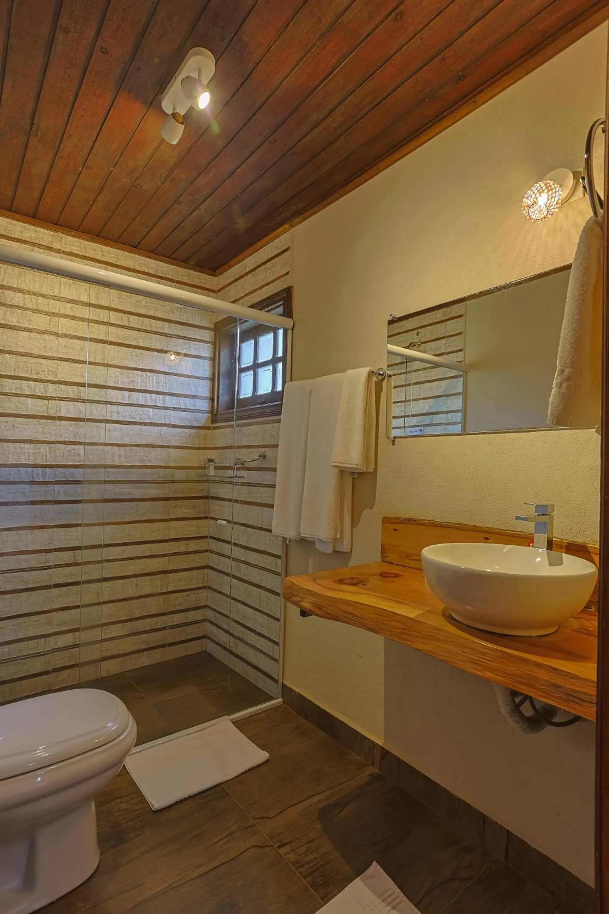 Bathroom in Pousada & Spa Cantos e Contos