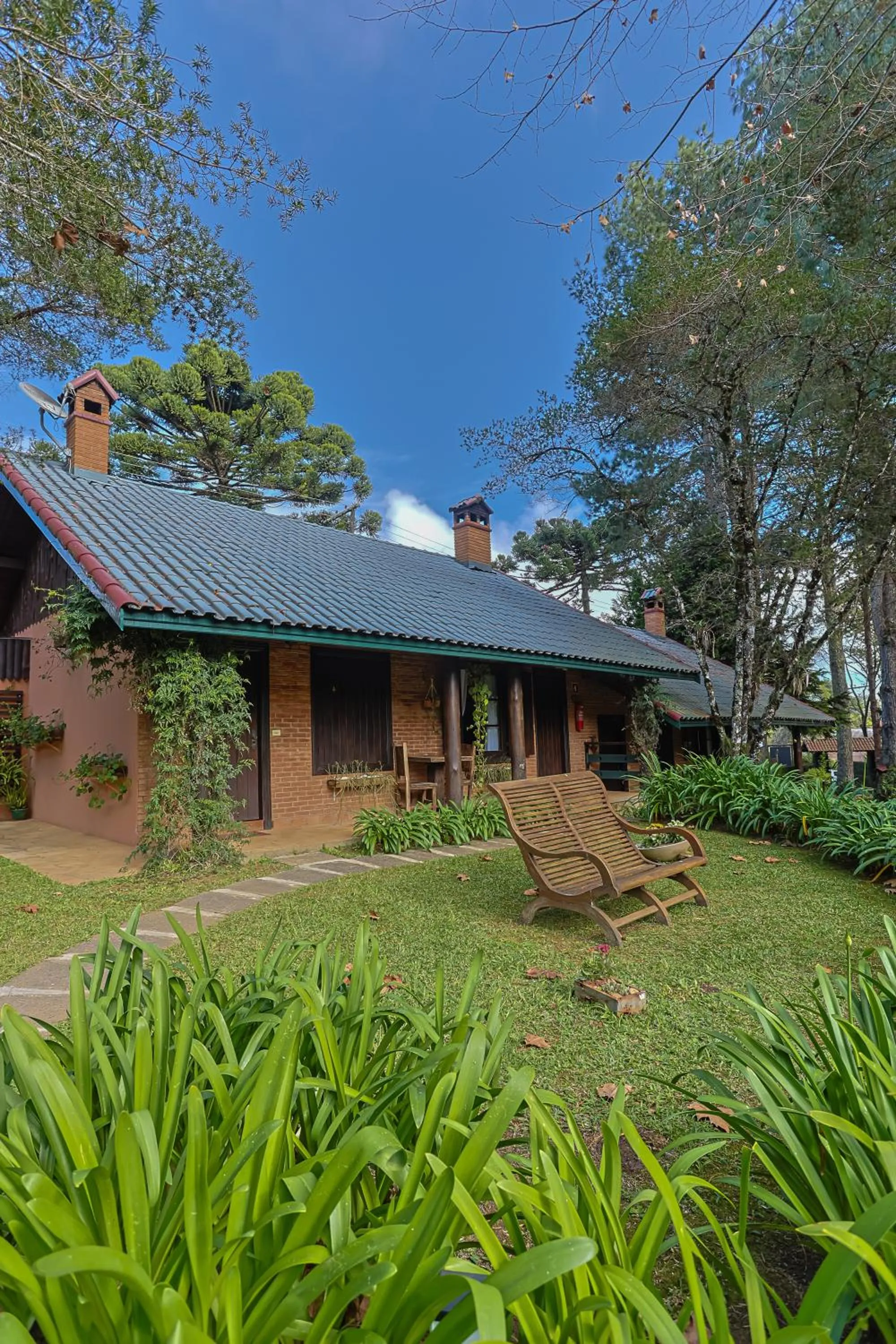 Property building in Pousada & Spa Cantos e Contos