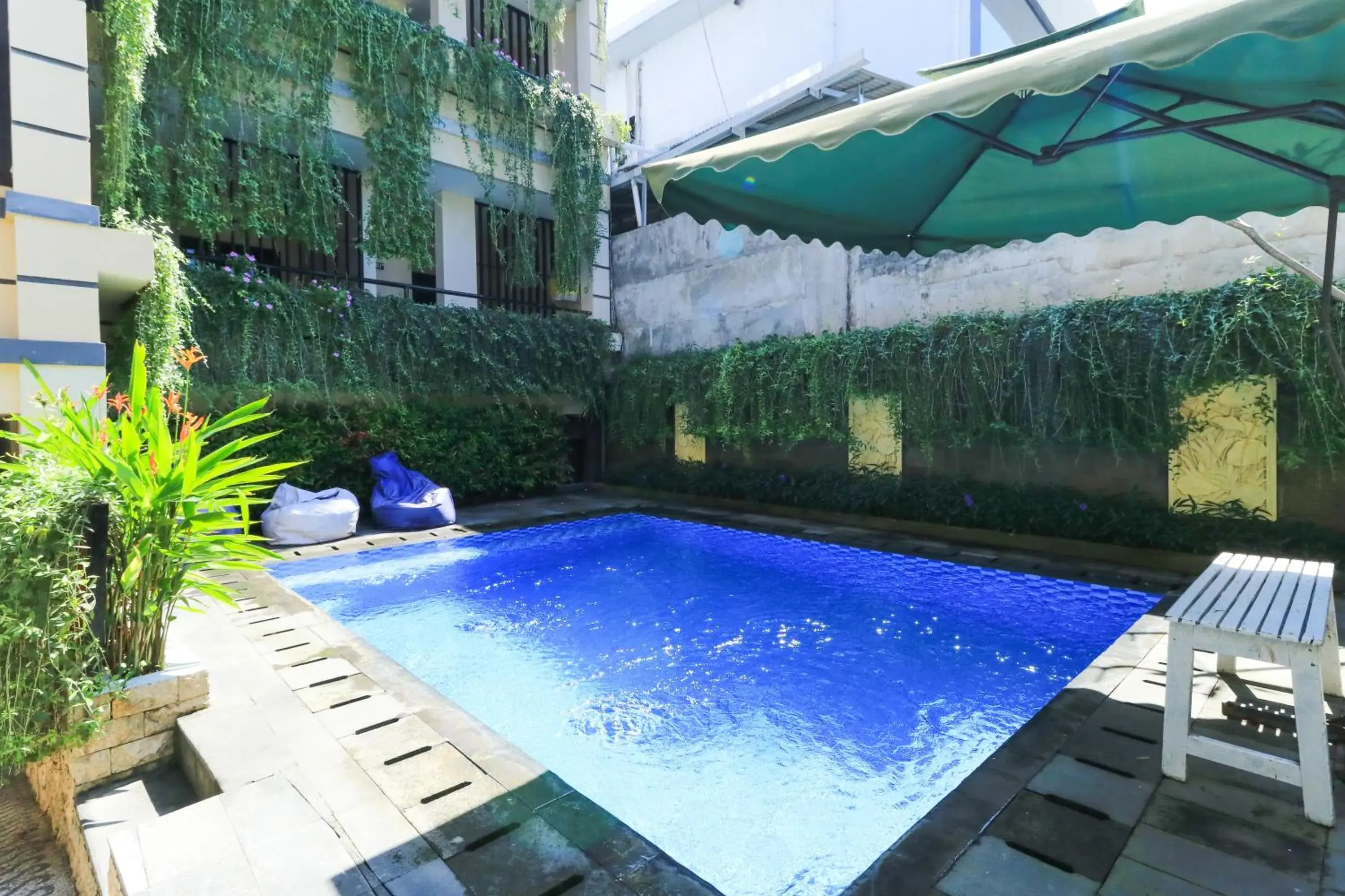 Pool view in Rantun's Place Nusa Dua Pool view in Rantun's Place Nusa Dua