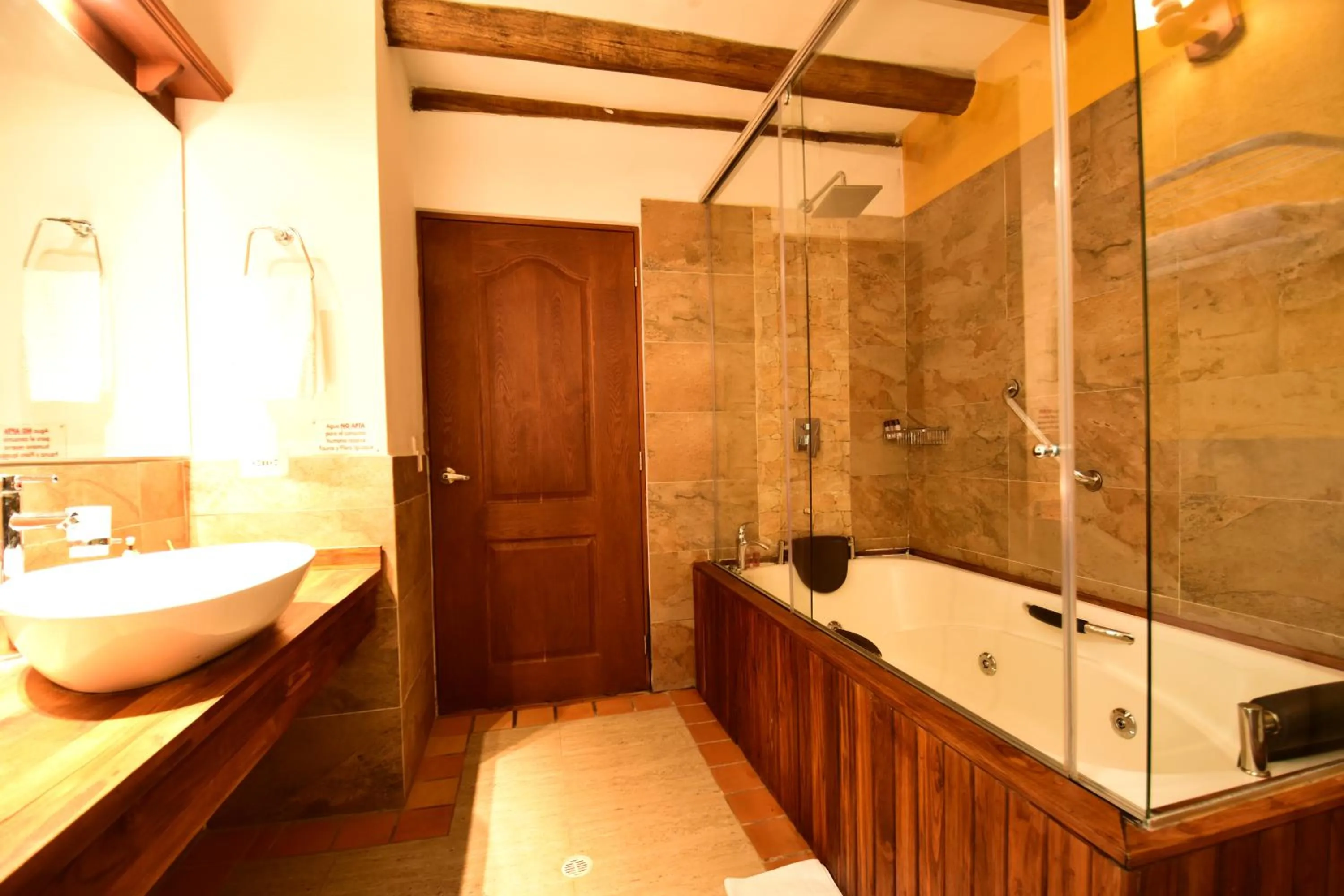 Hotel Campanario de la Villa