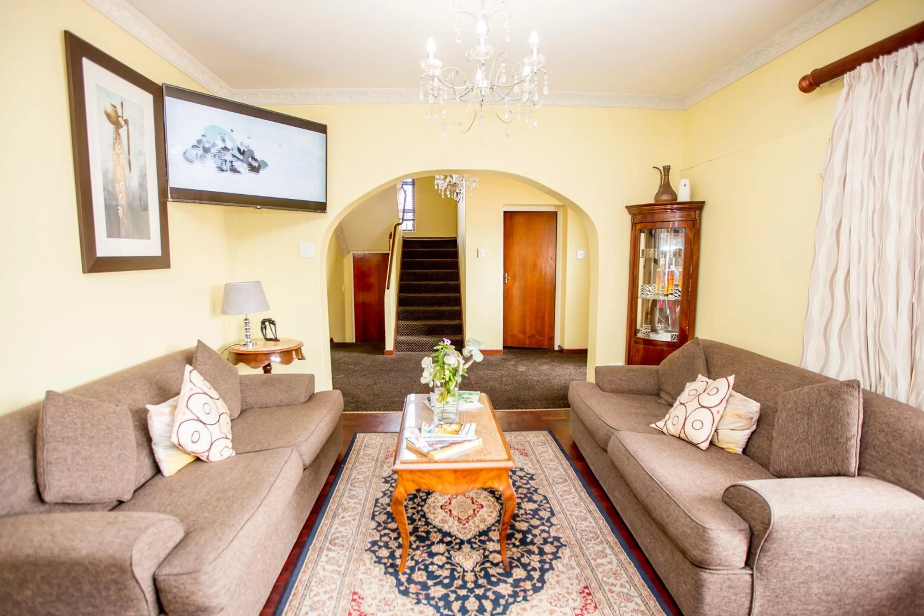 Living room in Oria Guest House