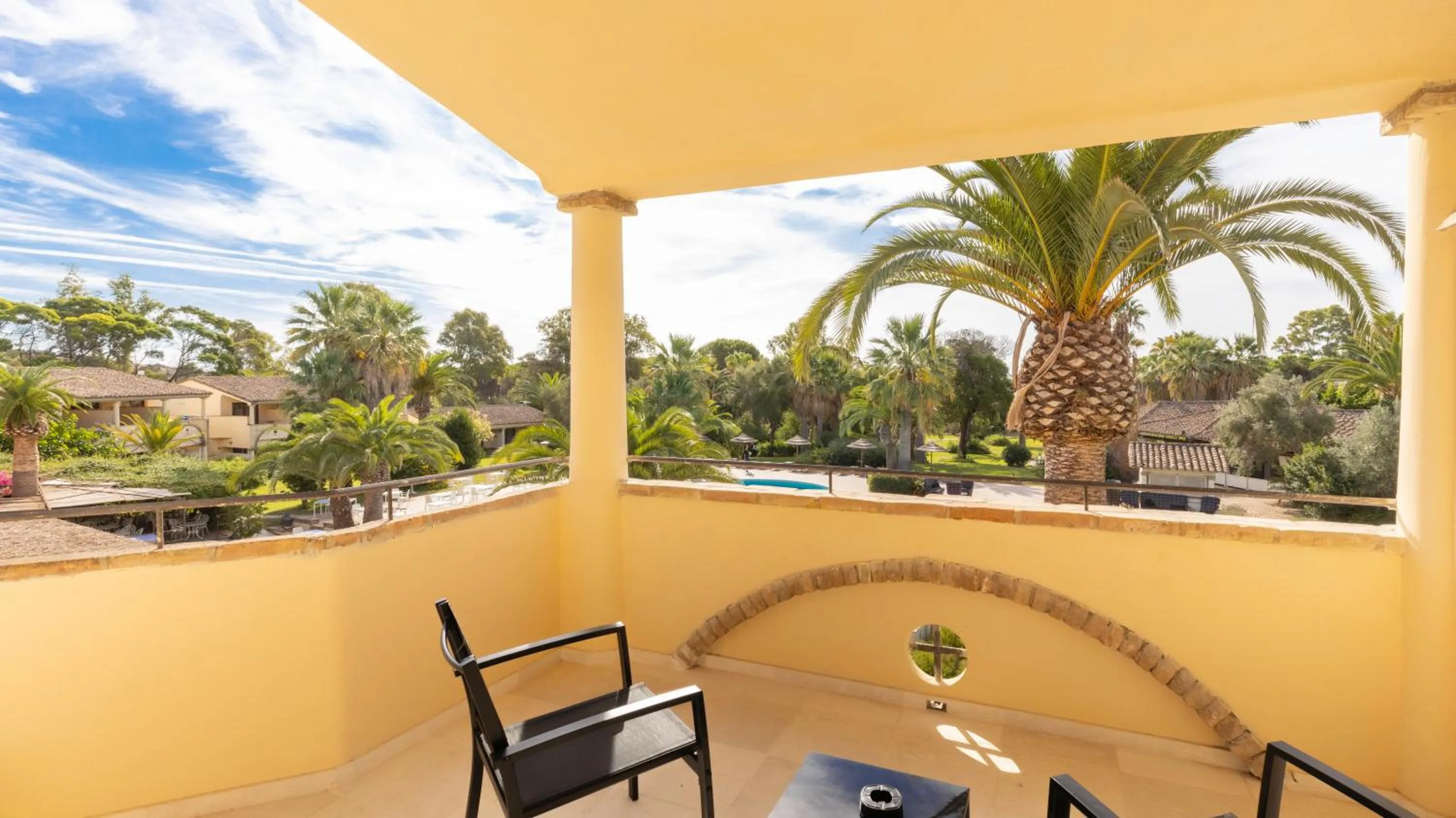 Garden view in Hotel Costa dei Fiori