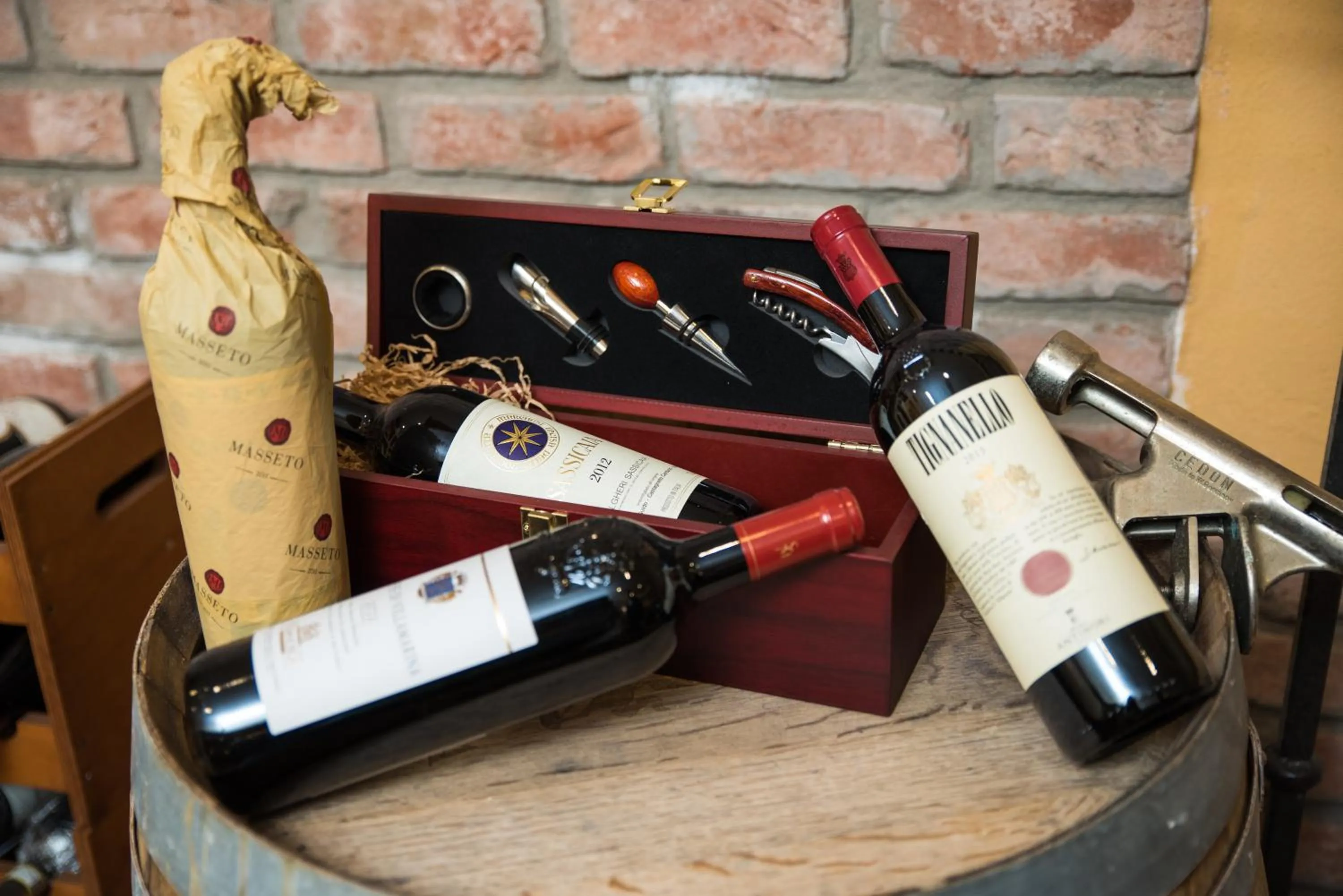 Lounge or bar in Hotel Costa dei Fiori