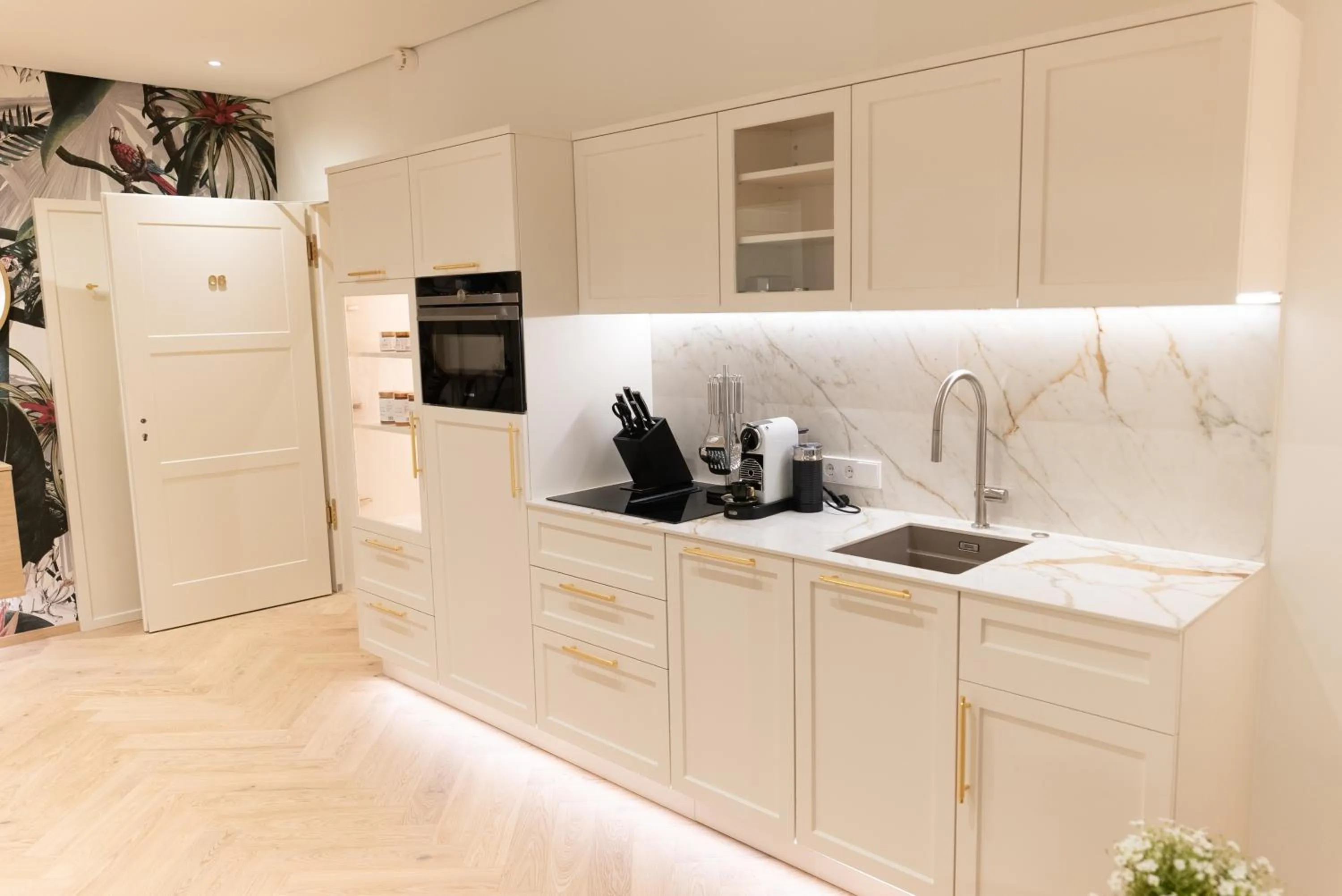 Coffee/tea facilities in SCHLOSSRESIDENZ - Boutique Apartments & Hotel Suiten