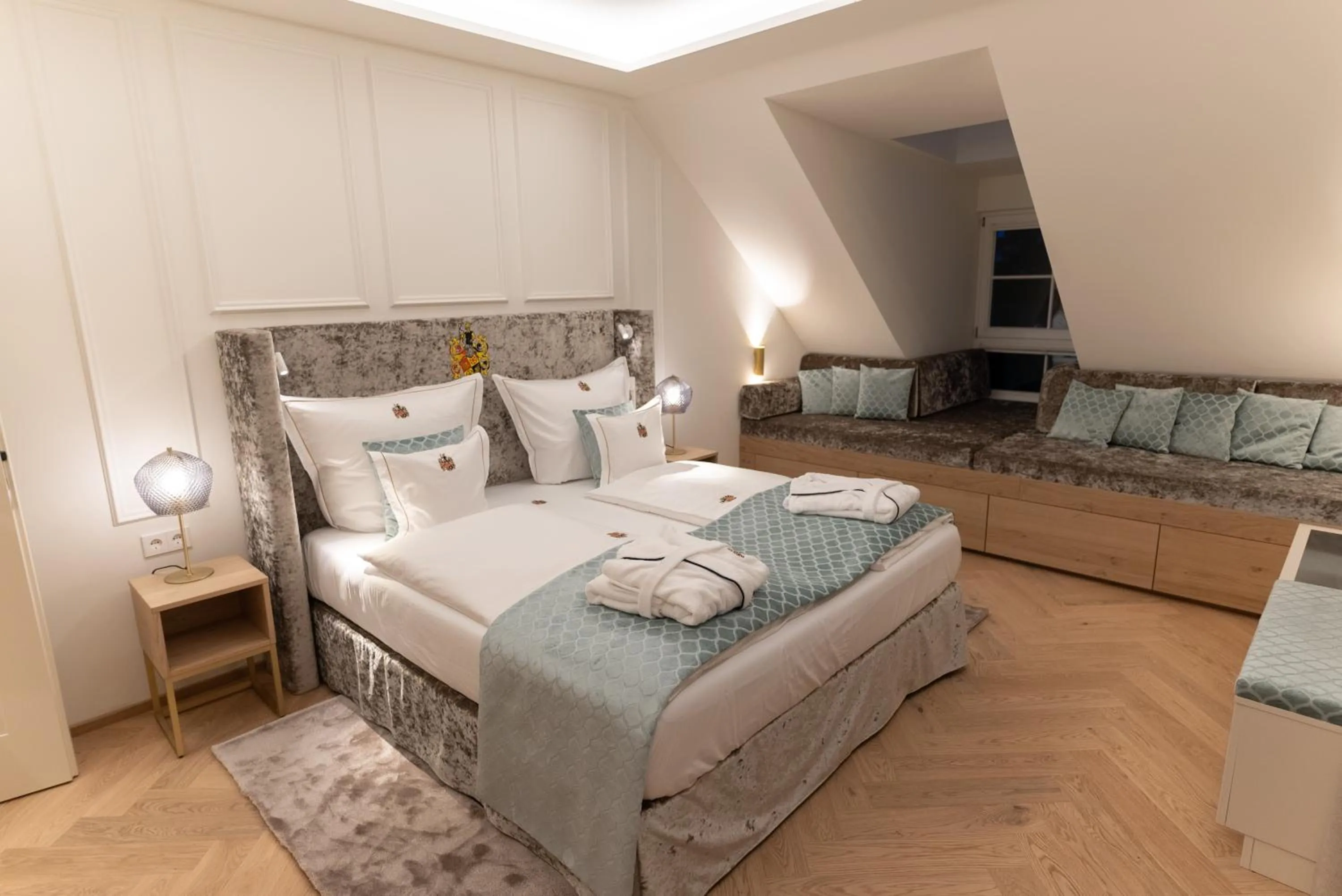 Bed in SCHLOSSRESIDENZ - Boutique Apartments & Hotel Suiten