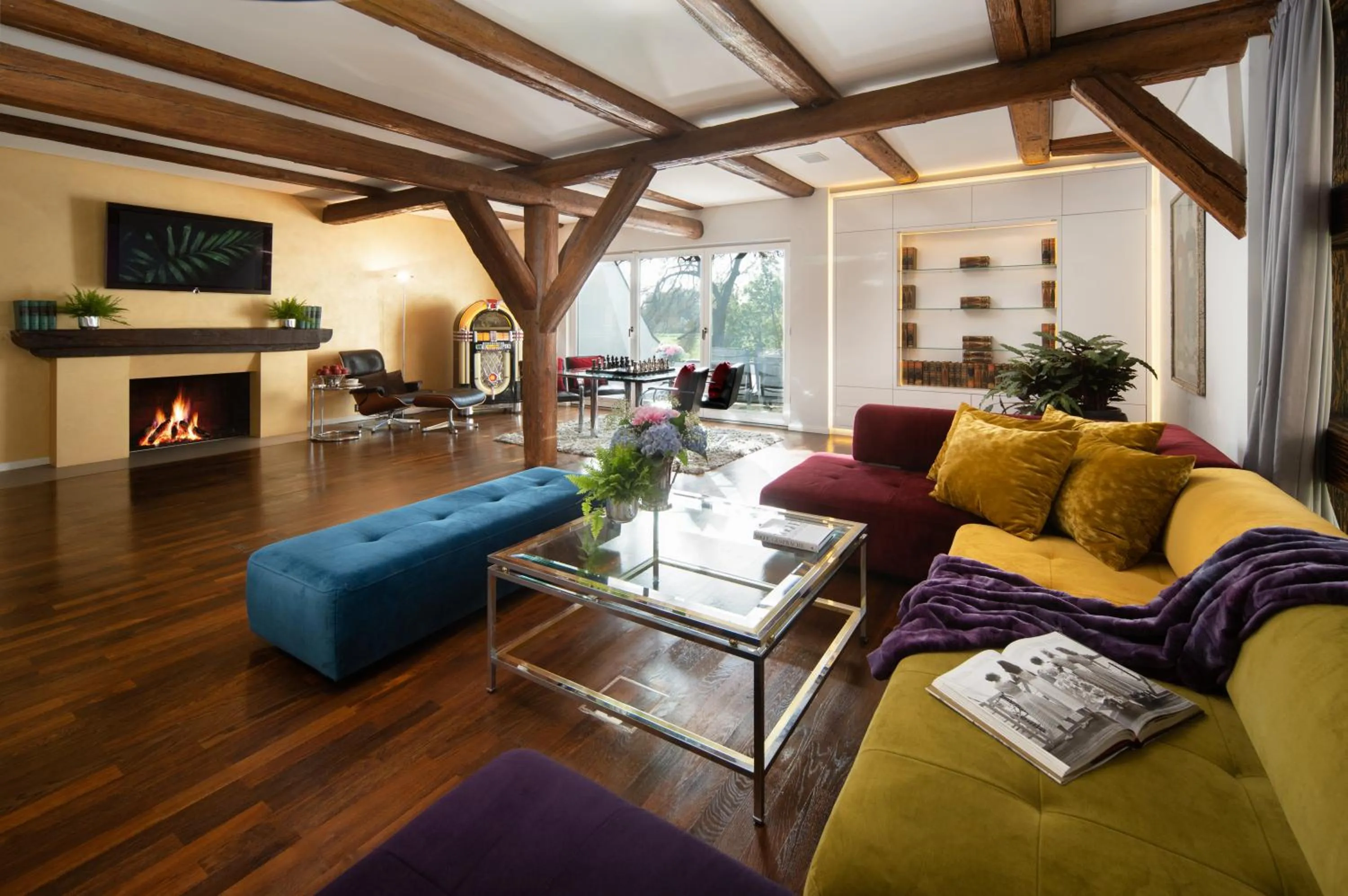 TV and multimedia in SCHLOSSRESIDENZ - Boutique Apartments & Hotel Suiten