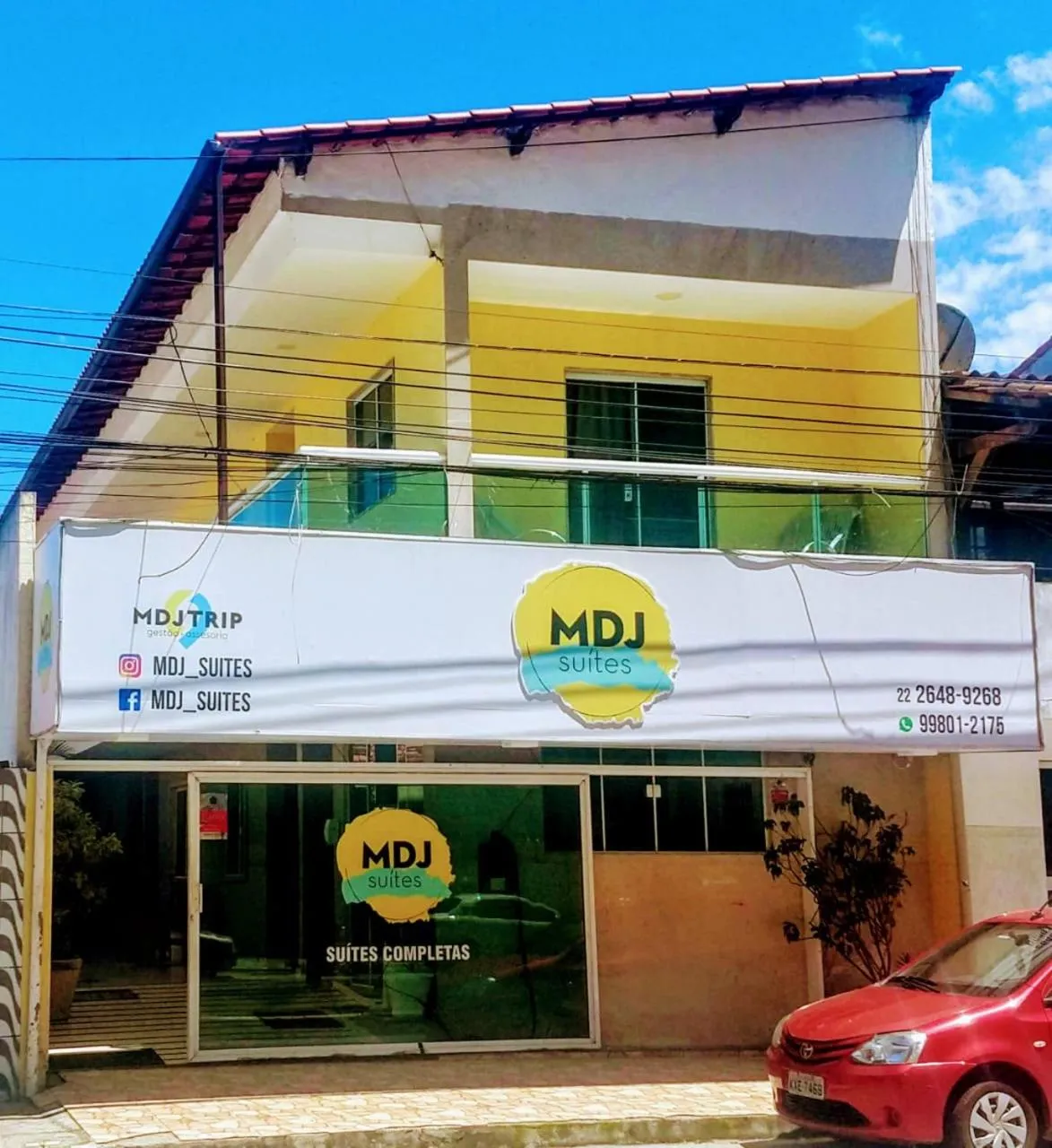 Facade/entrance in MDJ Suítes