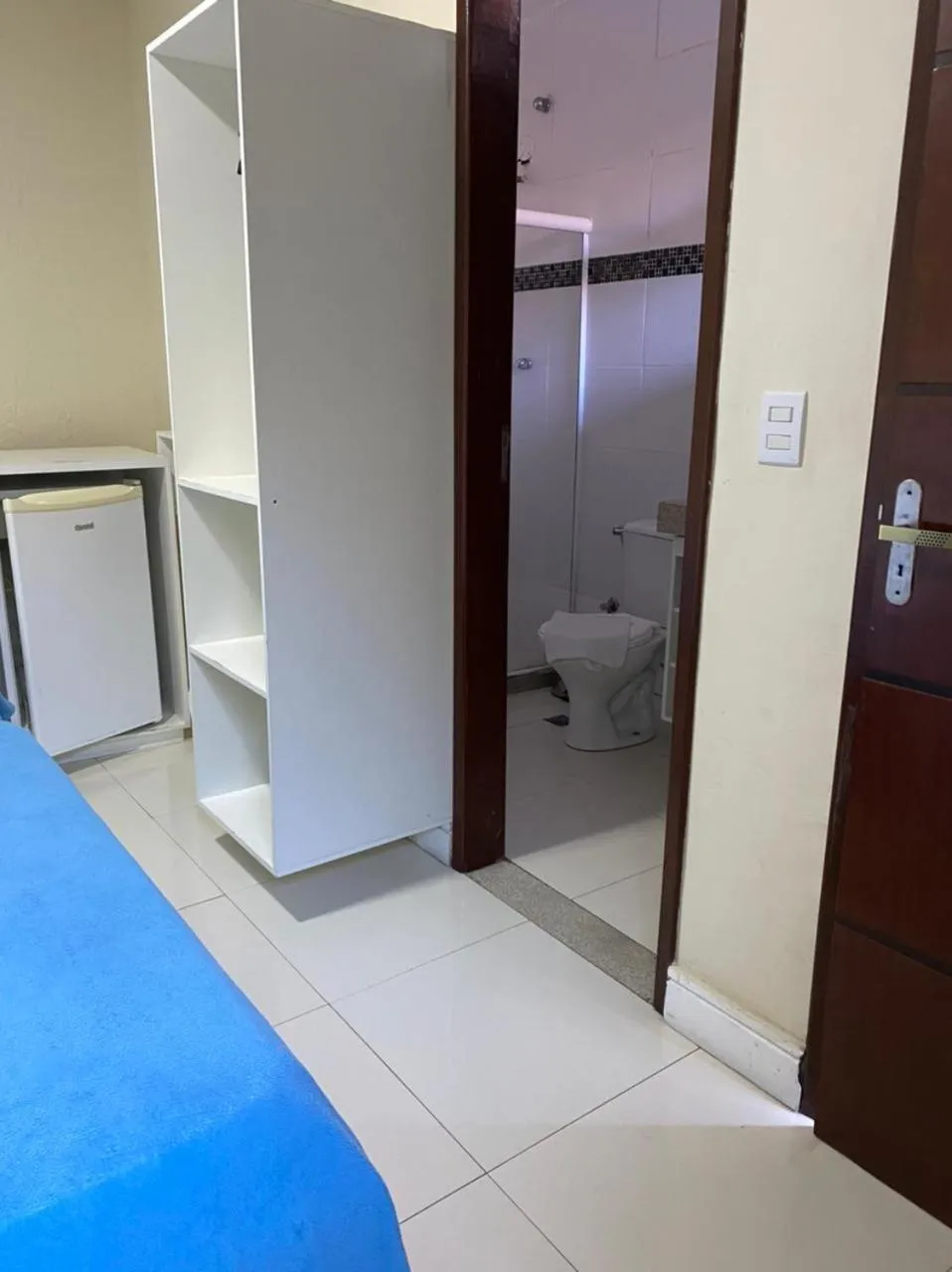 Bathroom, Bed in MDJ Suítes