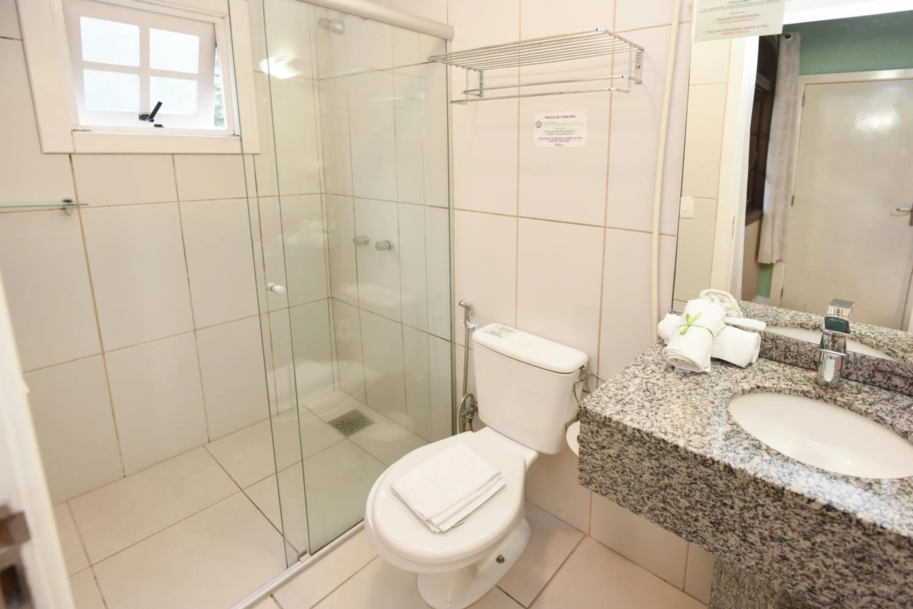 Bathroom in Pousada Três Pinheiros