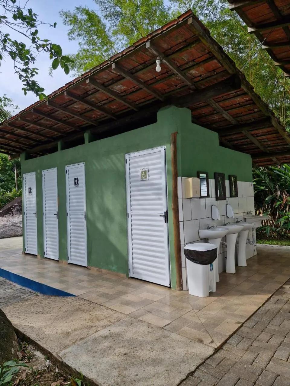 Camping & Cabanas Ilhabela