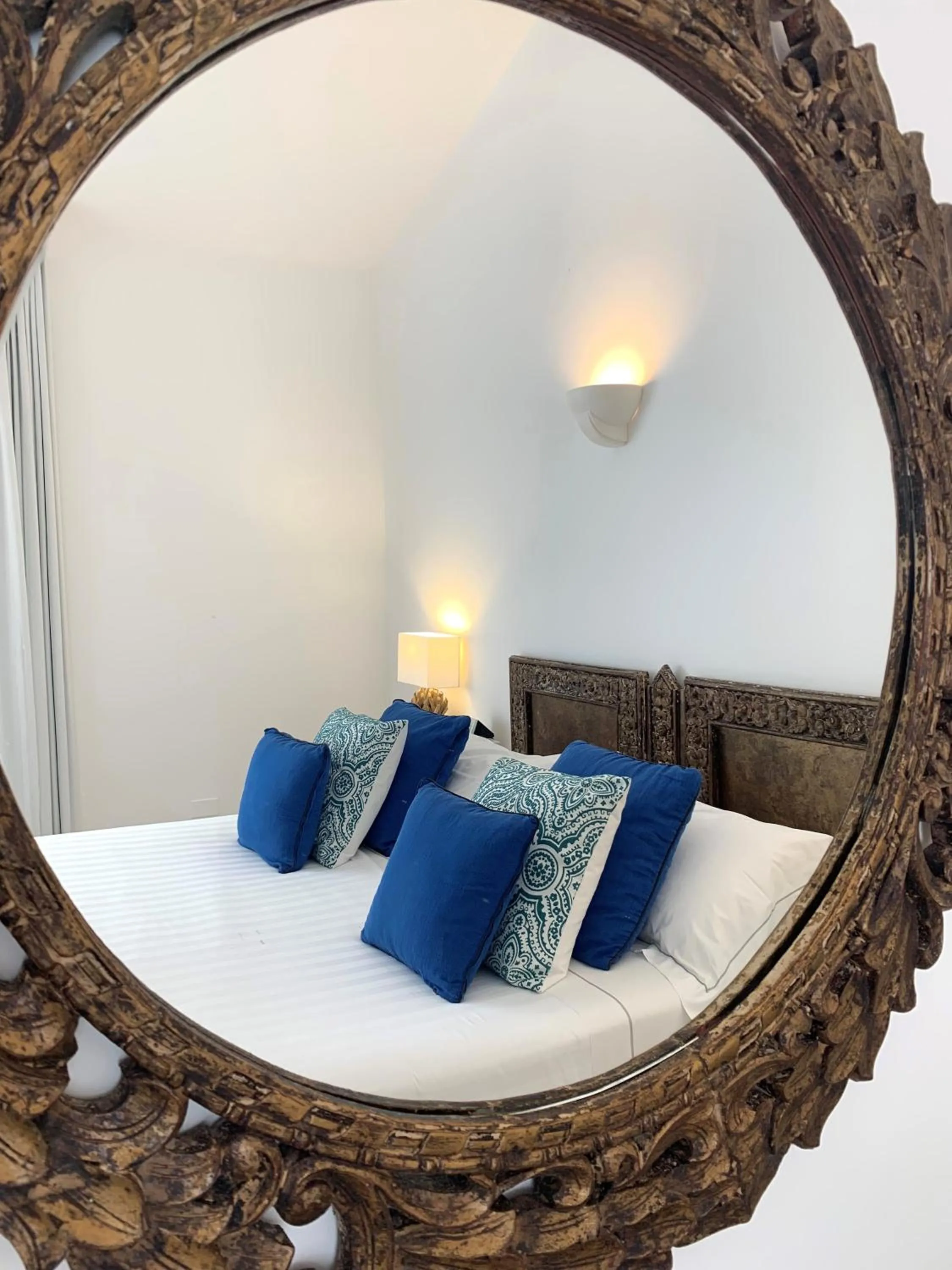 Decorative detail, Bed in Hotel Cala Caterina