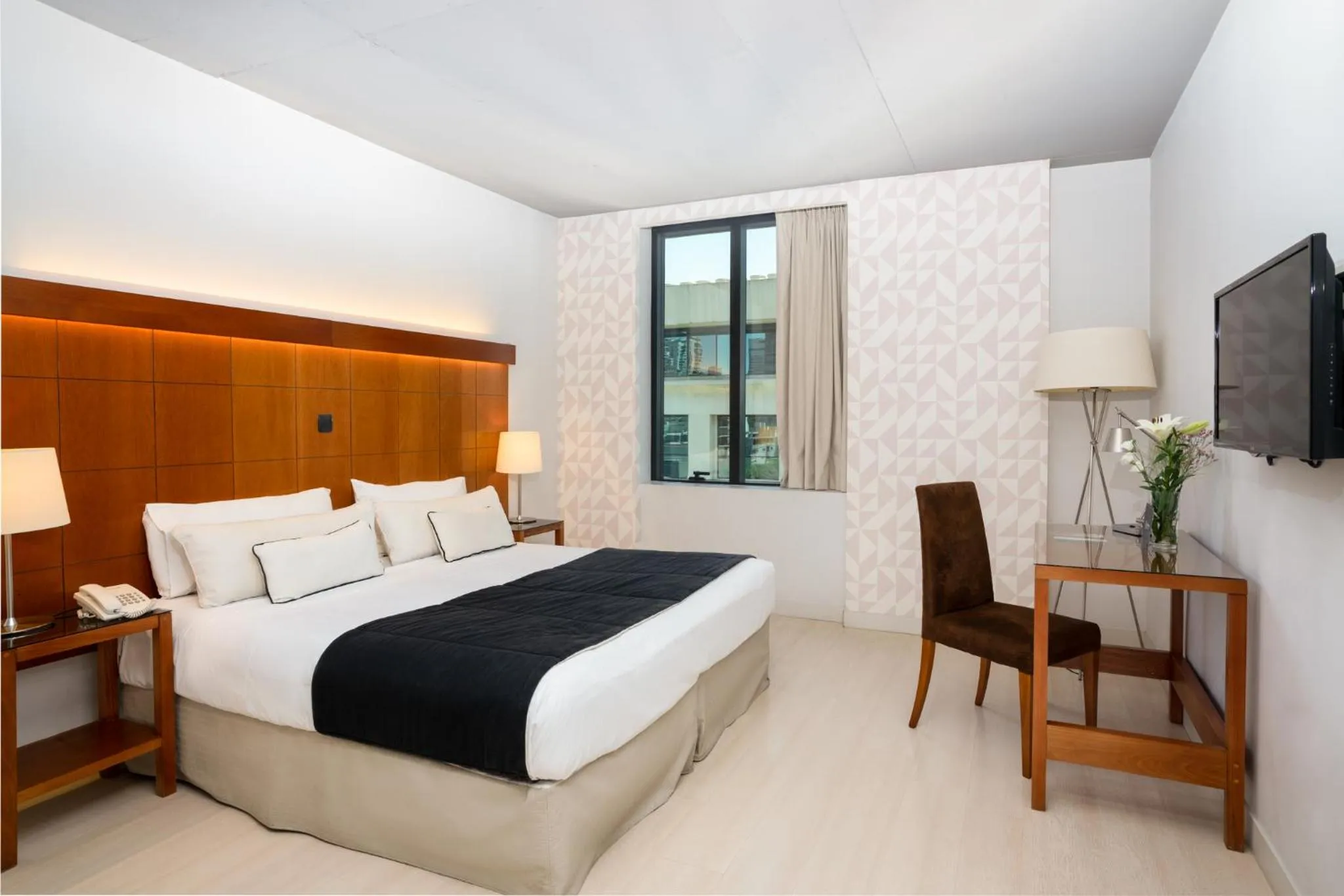 Bedroom, Bed in The Libertador Hotel