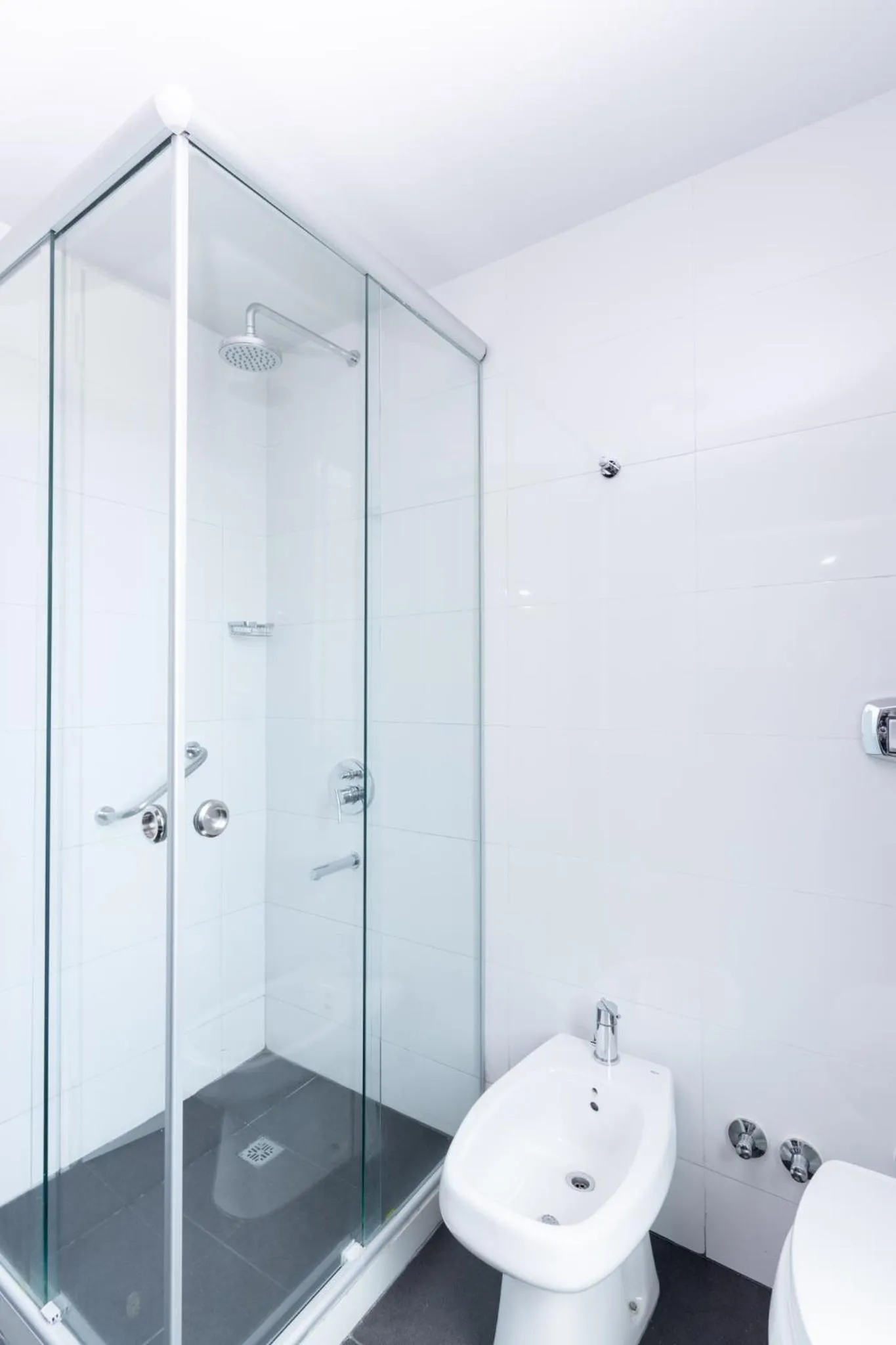 Shower in The Libertador Hotel