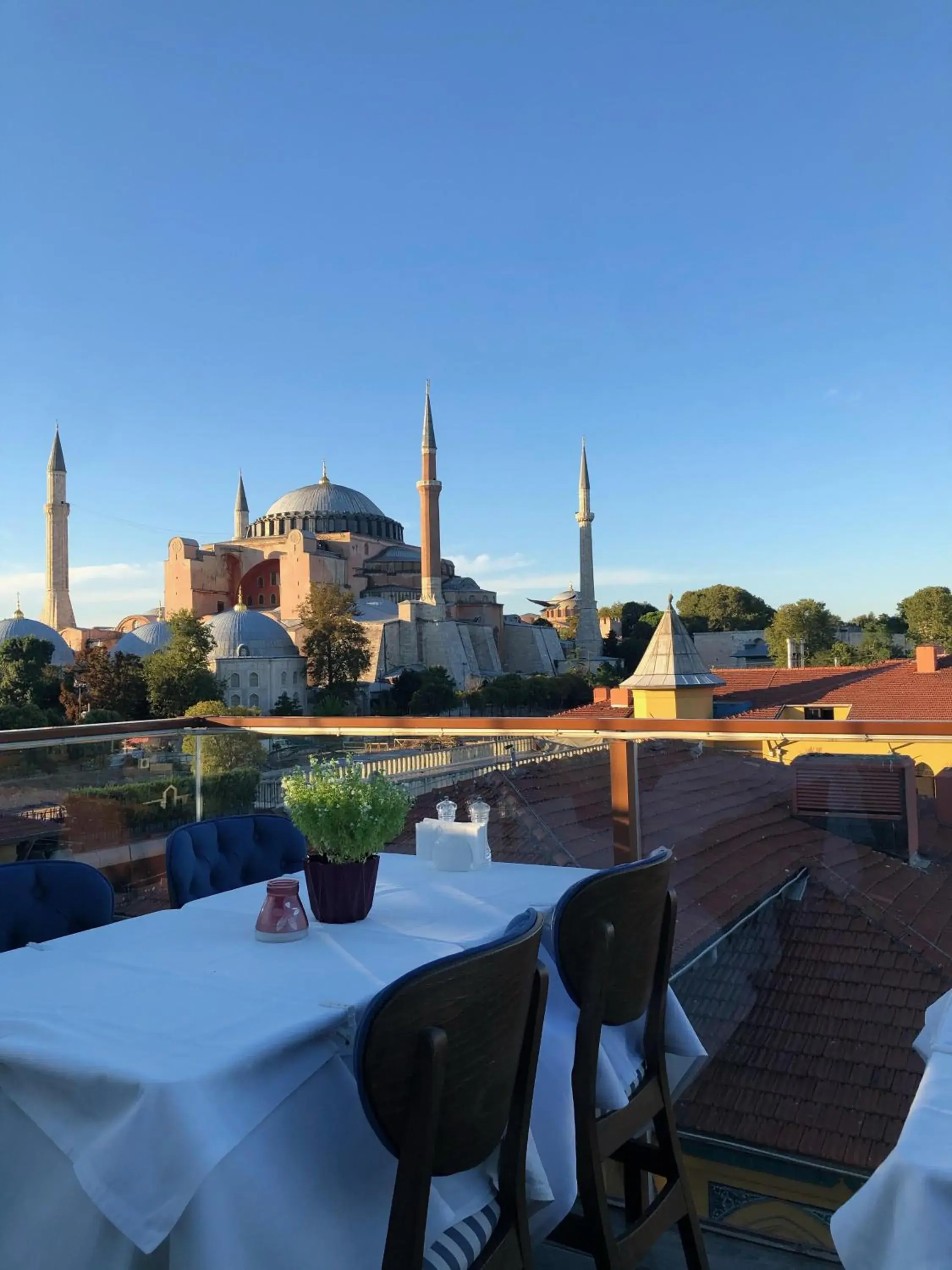 Restaurant/places to eat in Turk Art Hotel Restaurant/places to eat in Turk Art Hotel
