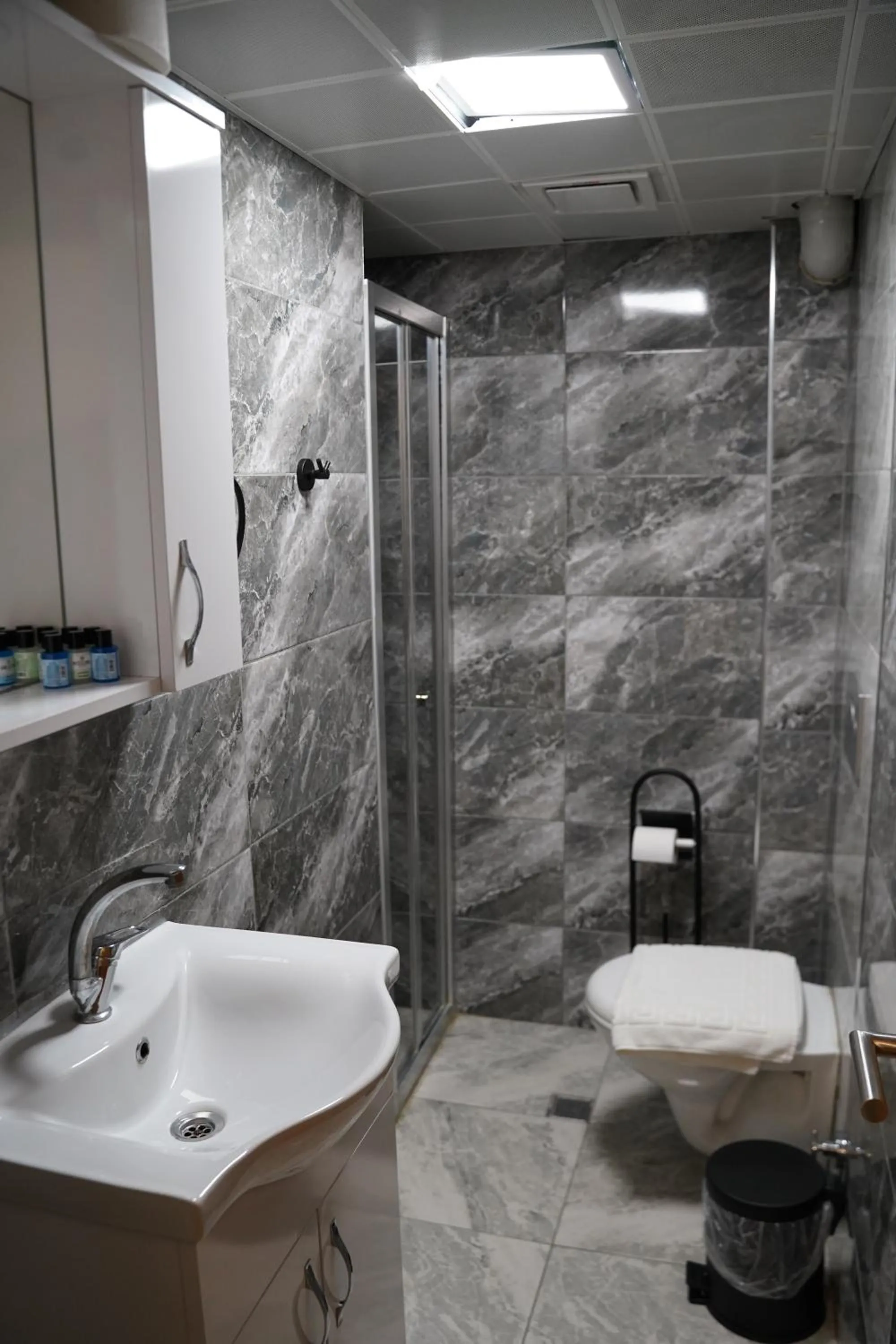 Bathroom in Turk Art Hotel