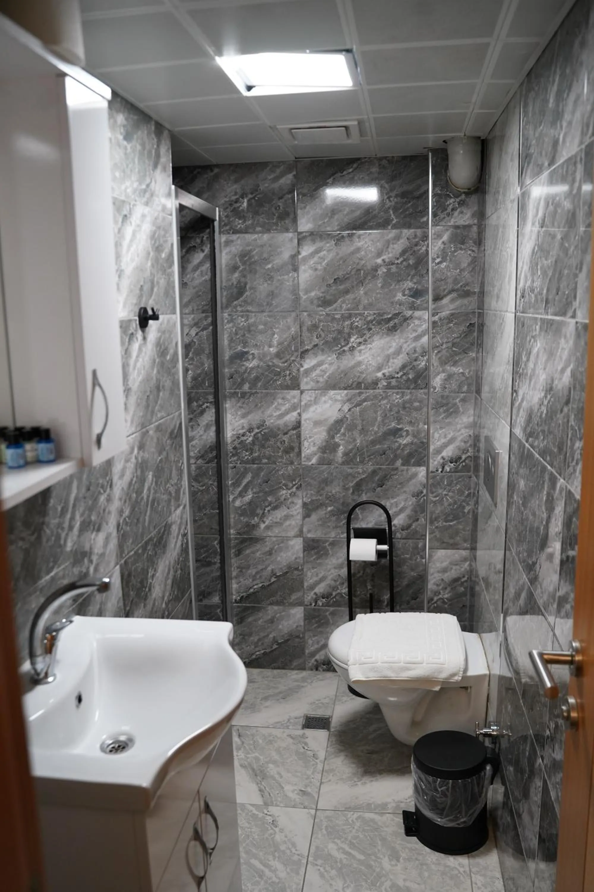 Bathroom in Turk Art Hotel