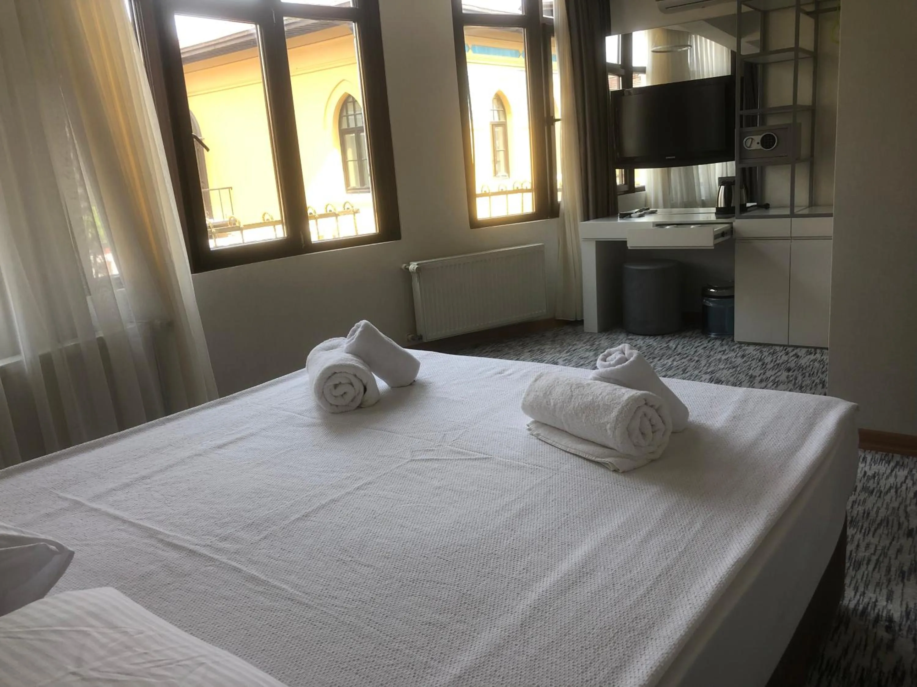 Bed in Turk Art Hotel