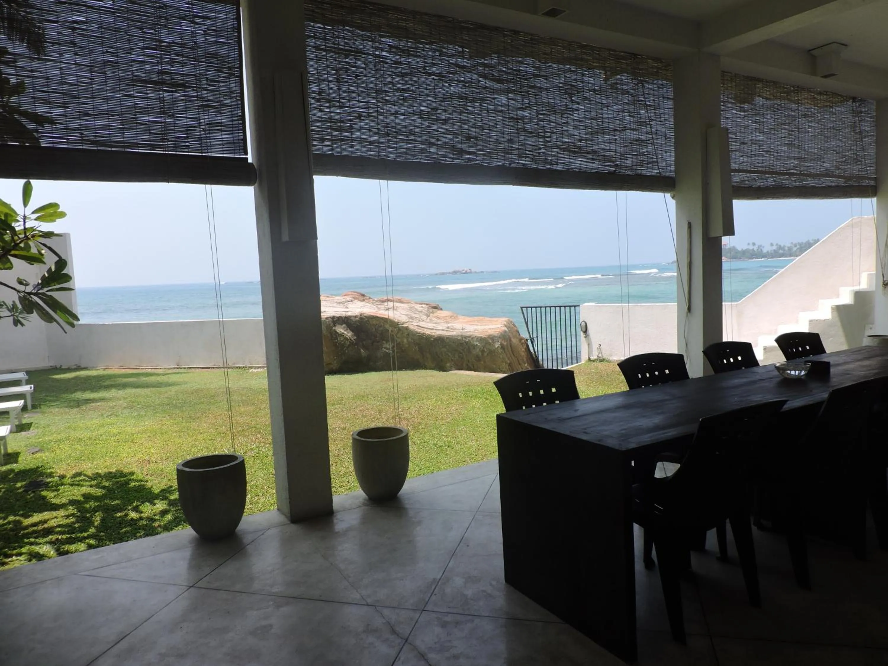 Patio in Galle Henna Beach House