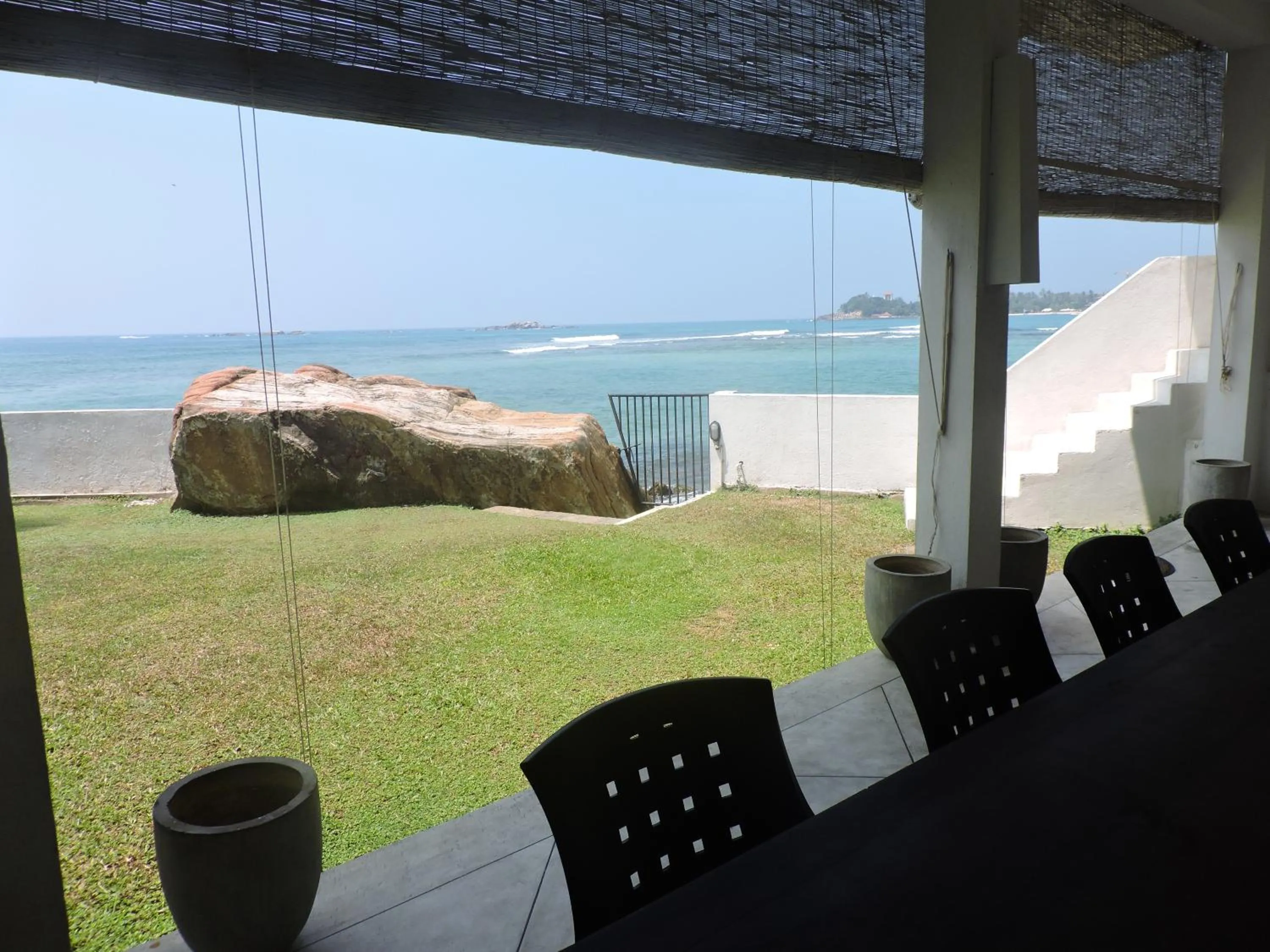 Patio in Galle Henna Beach House
