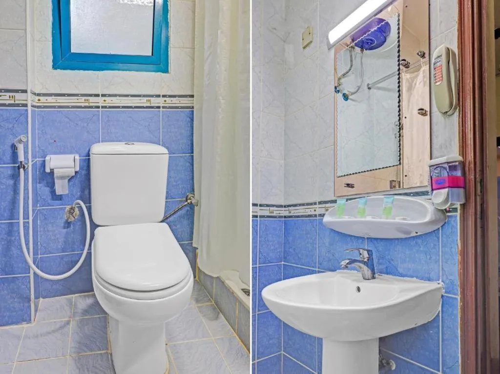 Bathroom in Al Arraf Hotel